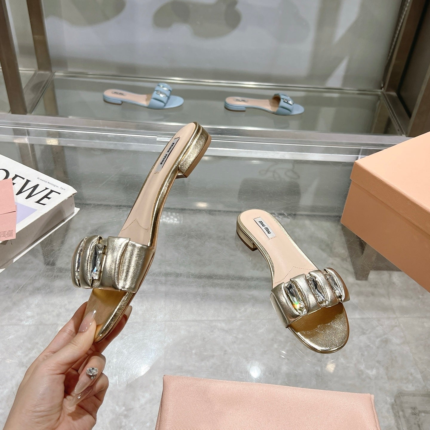 Miu 25C Slippers Gold Leather 235285