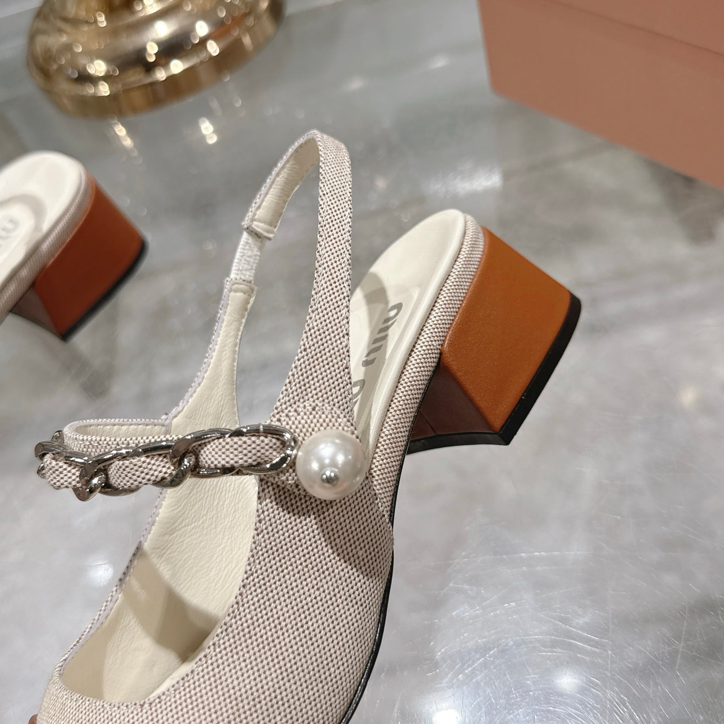 Miu 25C Slingback Pump 45MM Beige Cream mix Brown Fabric 235371