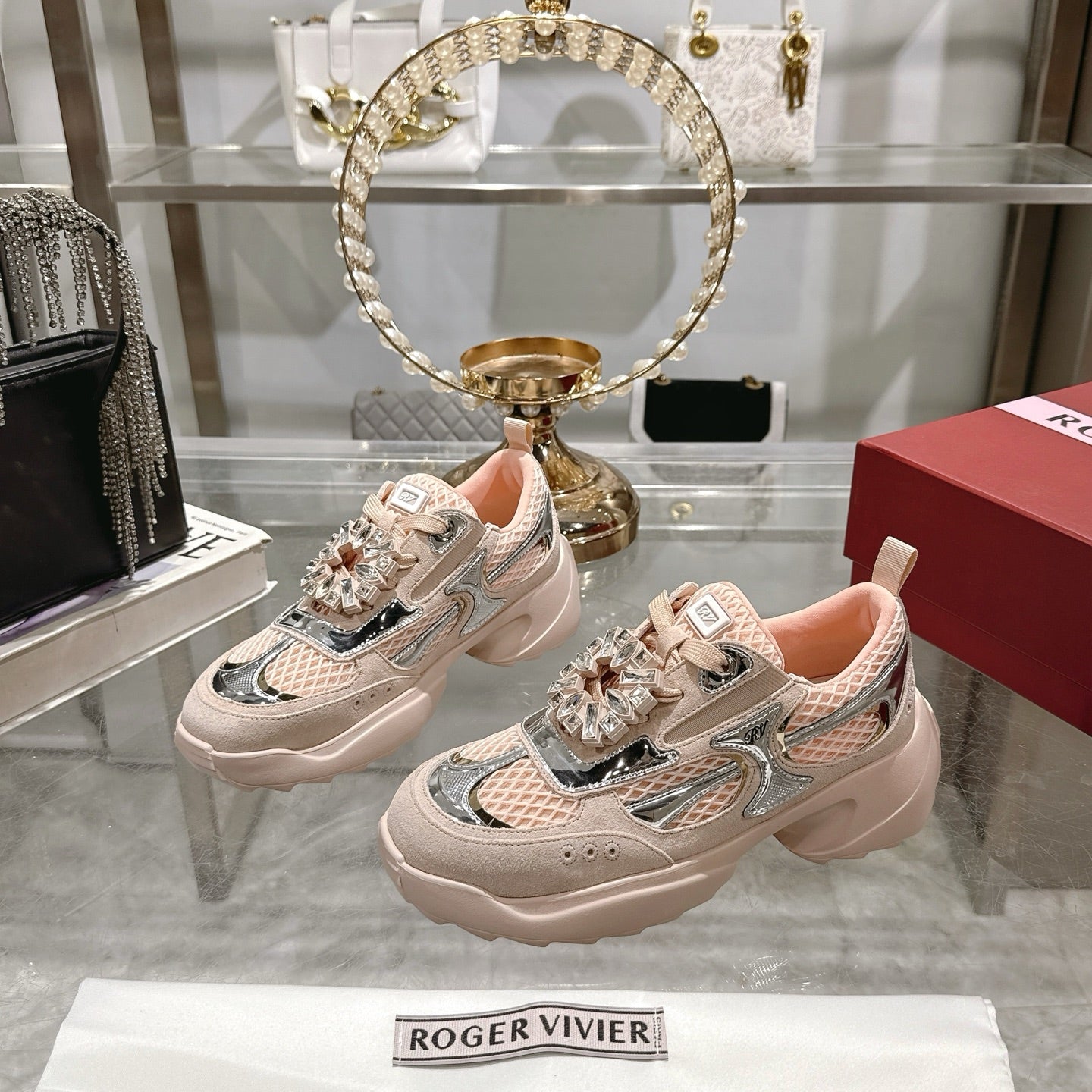 Viv 25 Diamond Sneaker Pink Cowhide Original Imported  235357
