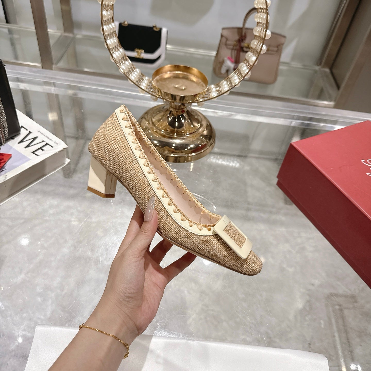 Viv Pumps Brown 300740
