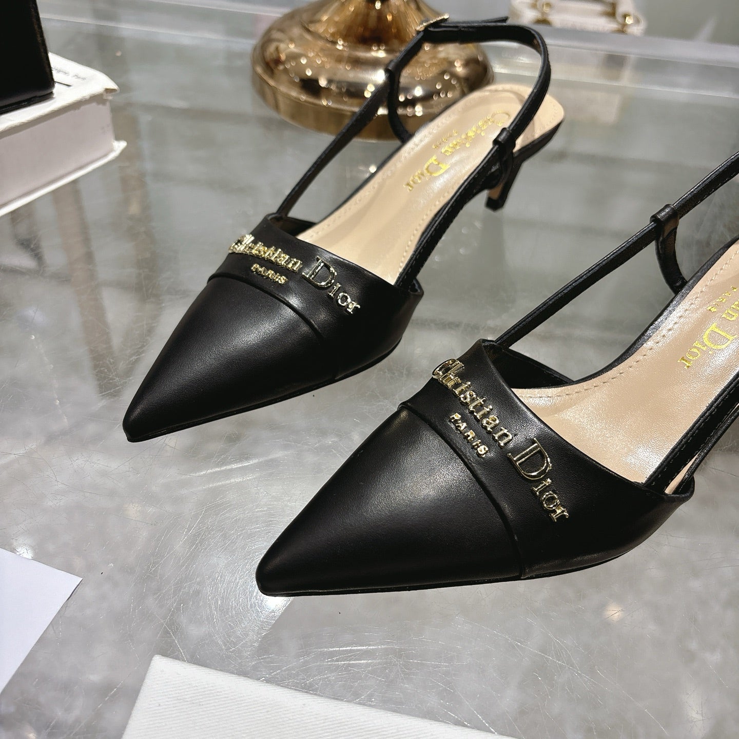 CD 25 Slingback Heel Black Leather 306926