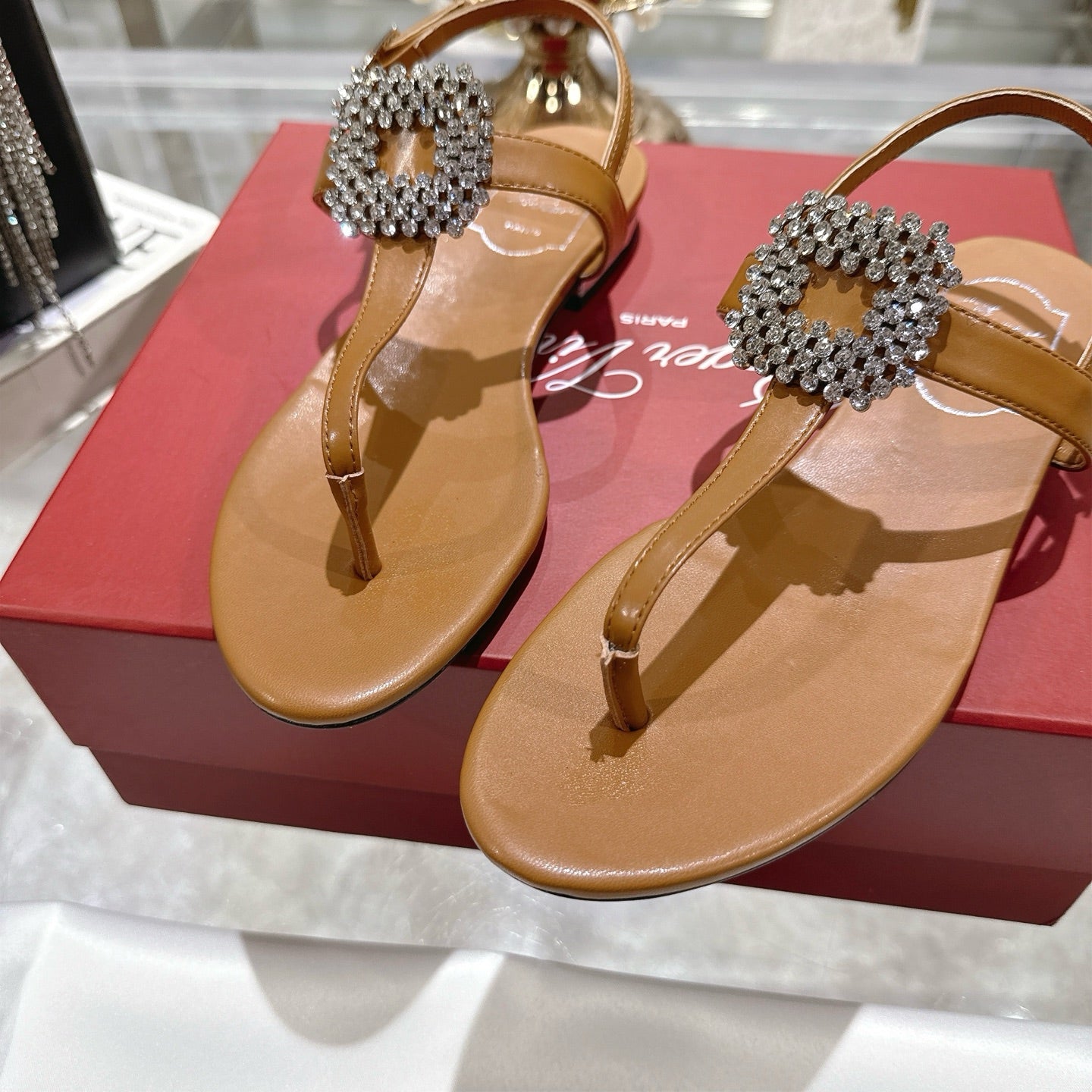 Viv 25 Thong Sandals Brown Cowhide 334690