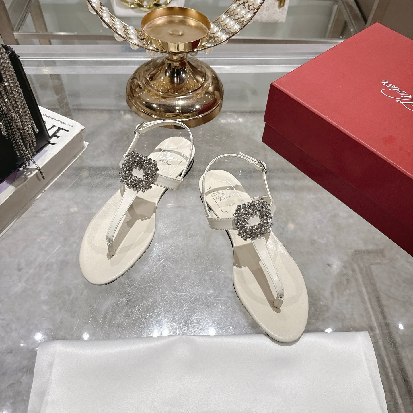 Viv 25 Thong Sandals White Cowhide 334693
