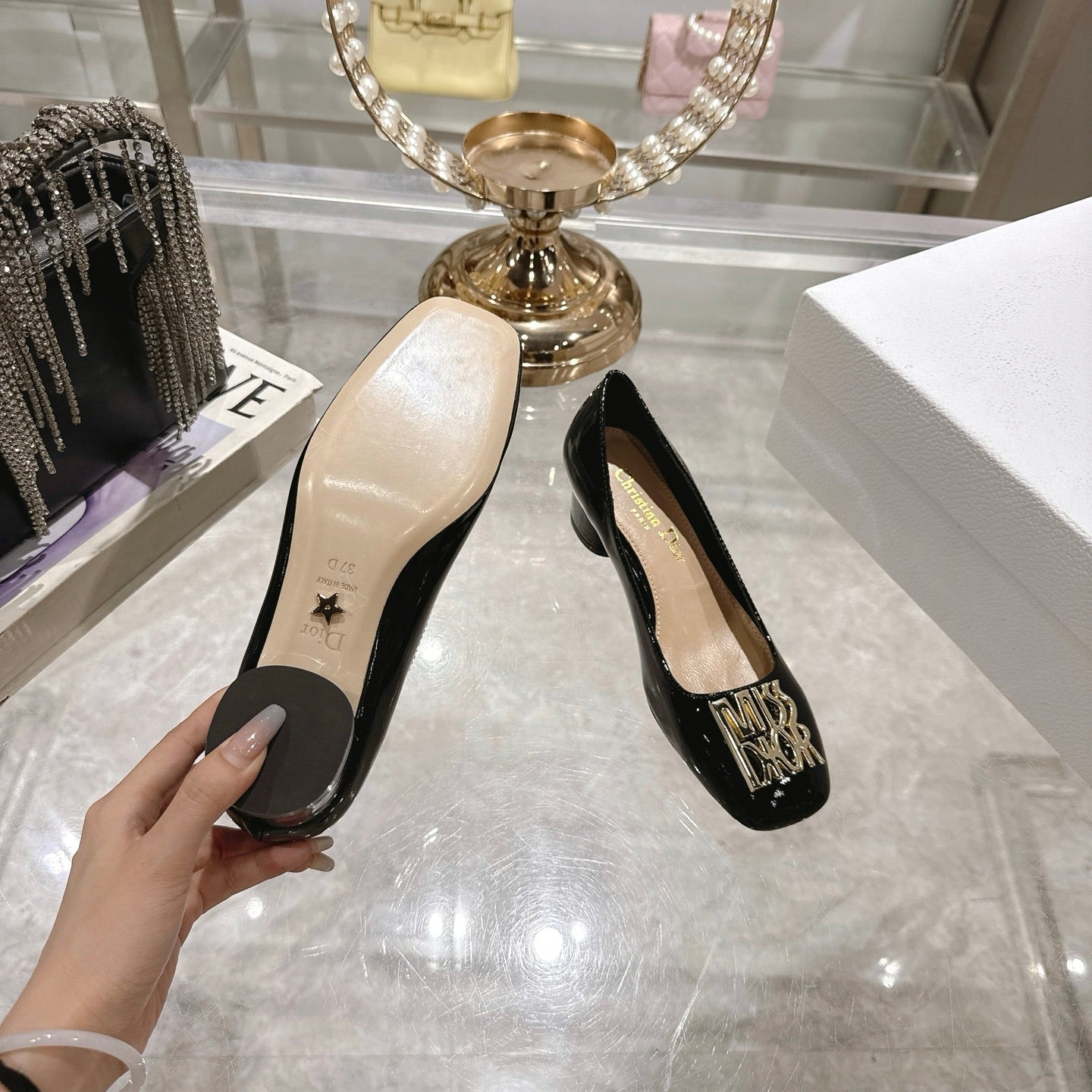 CD 25  Pump Heel Height 3cm Black Patent Leather 393413