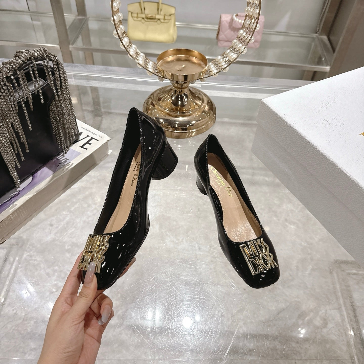 CD 25  Pump Heel Height 3cm Black Patent Leather 393413