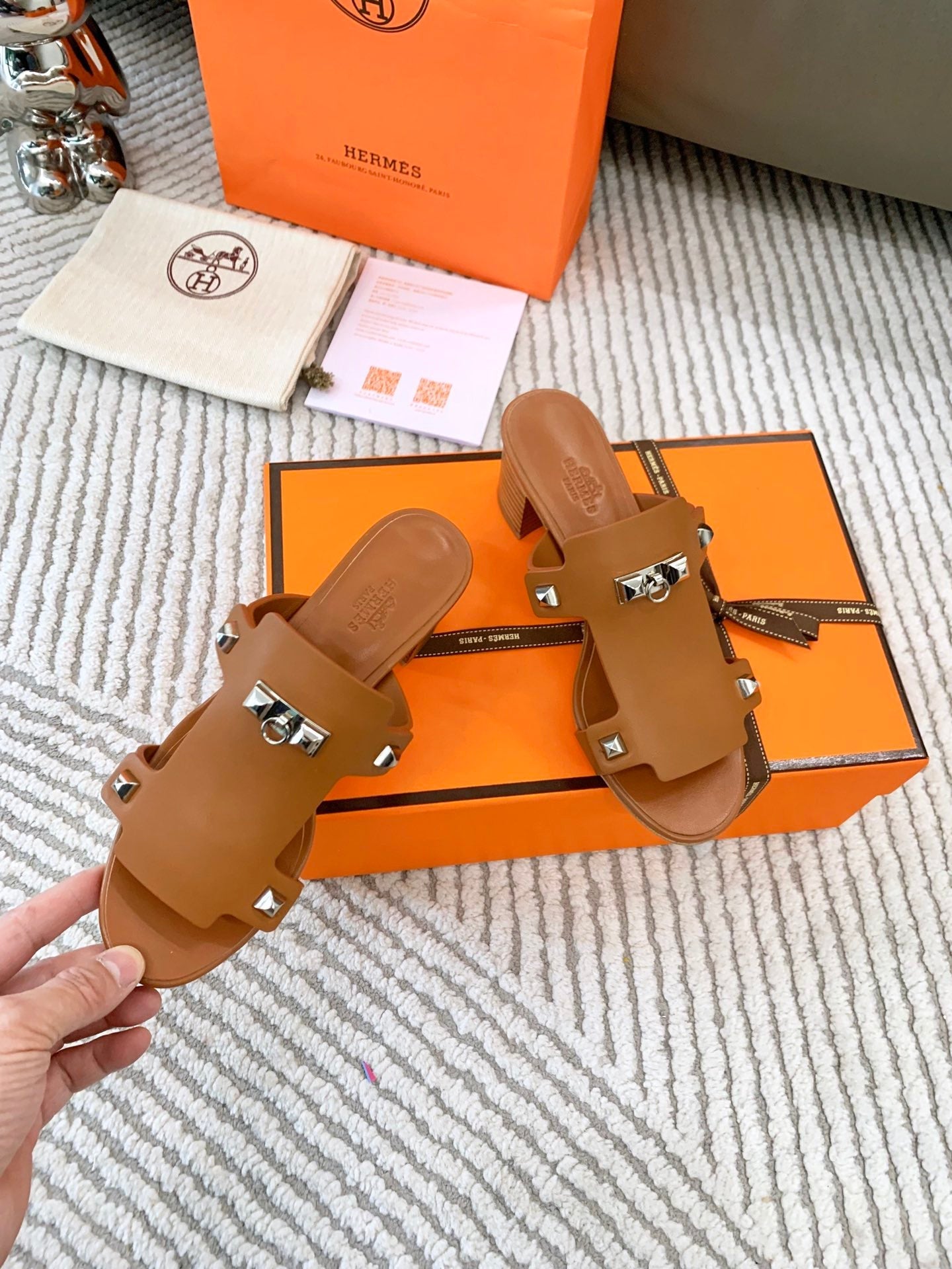 HM Invincible 50 Sandal Brown Lambskin 963263