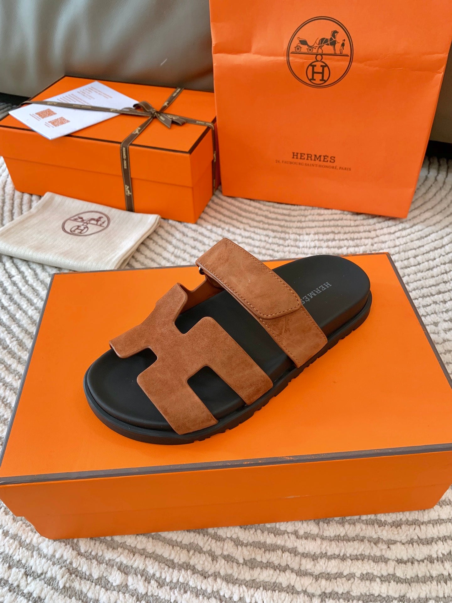 HM Chypre Sandal Brown Suede  963544