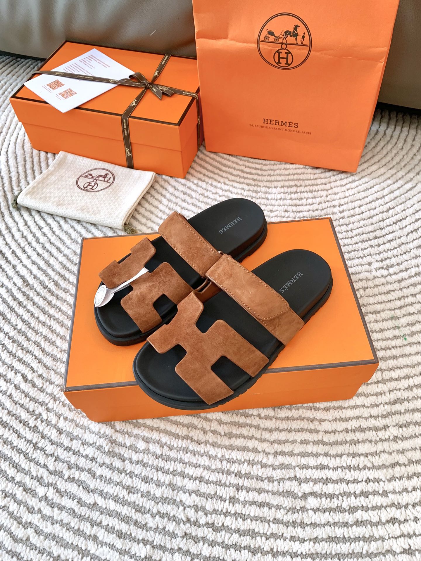 HM Chypre Sandal Brown Suede  963544