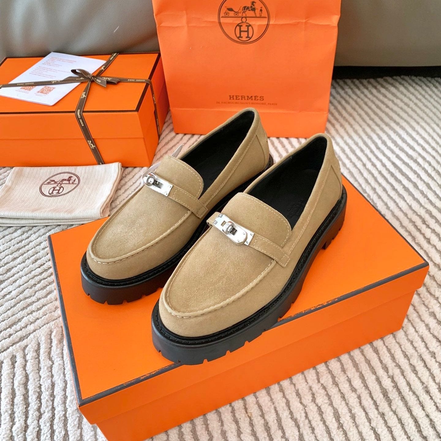 HM Icone Loafer Light Brown Suede 963172
