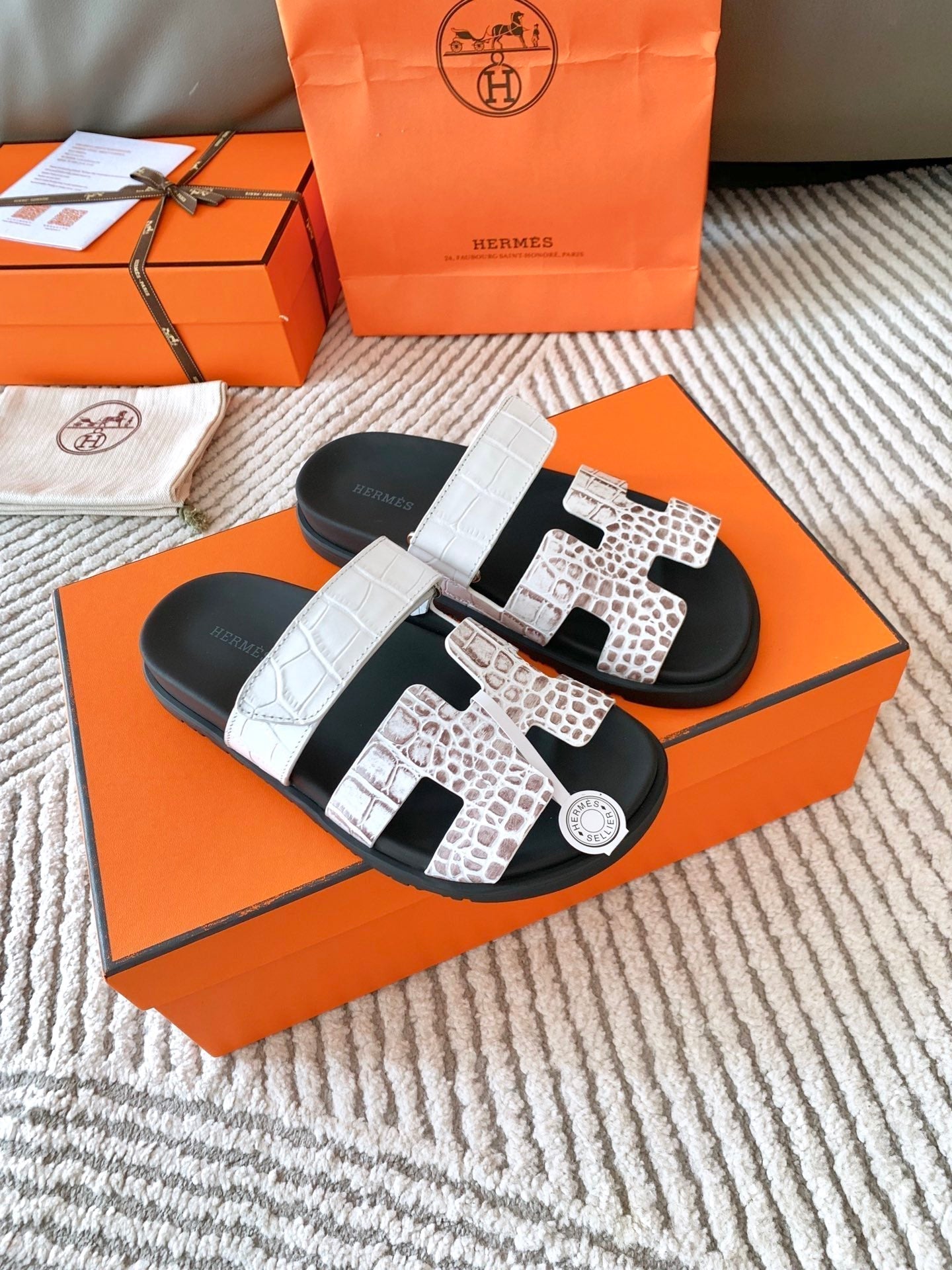 HM Chypre Sandal Ombre White Earth Brown Cowhide 963213