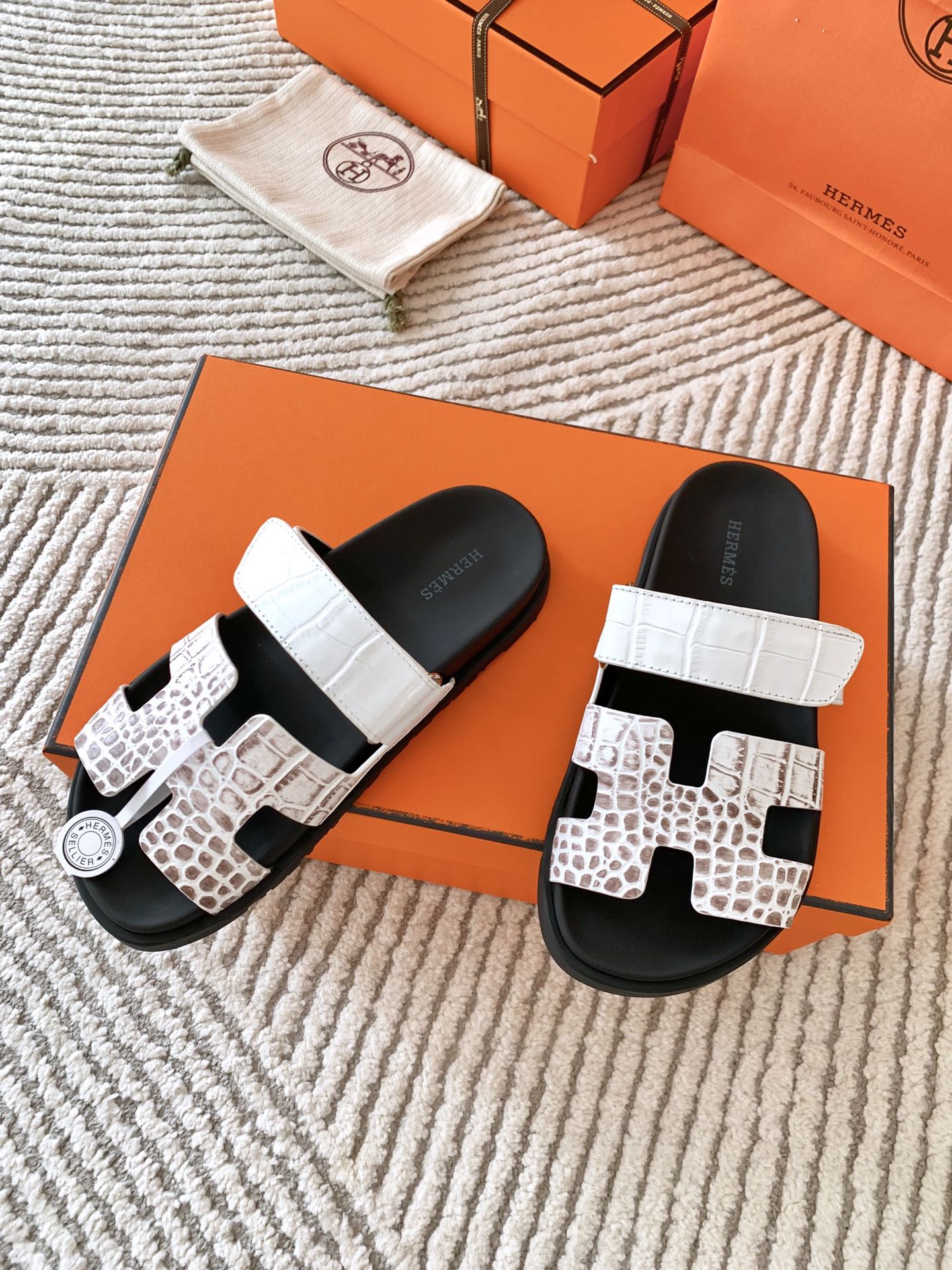 HM Chypre Sandal Ombre White Earth Brown Cowhide 963213