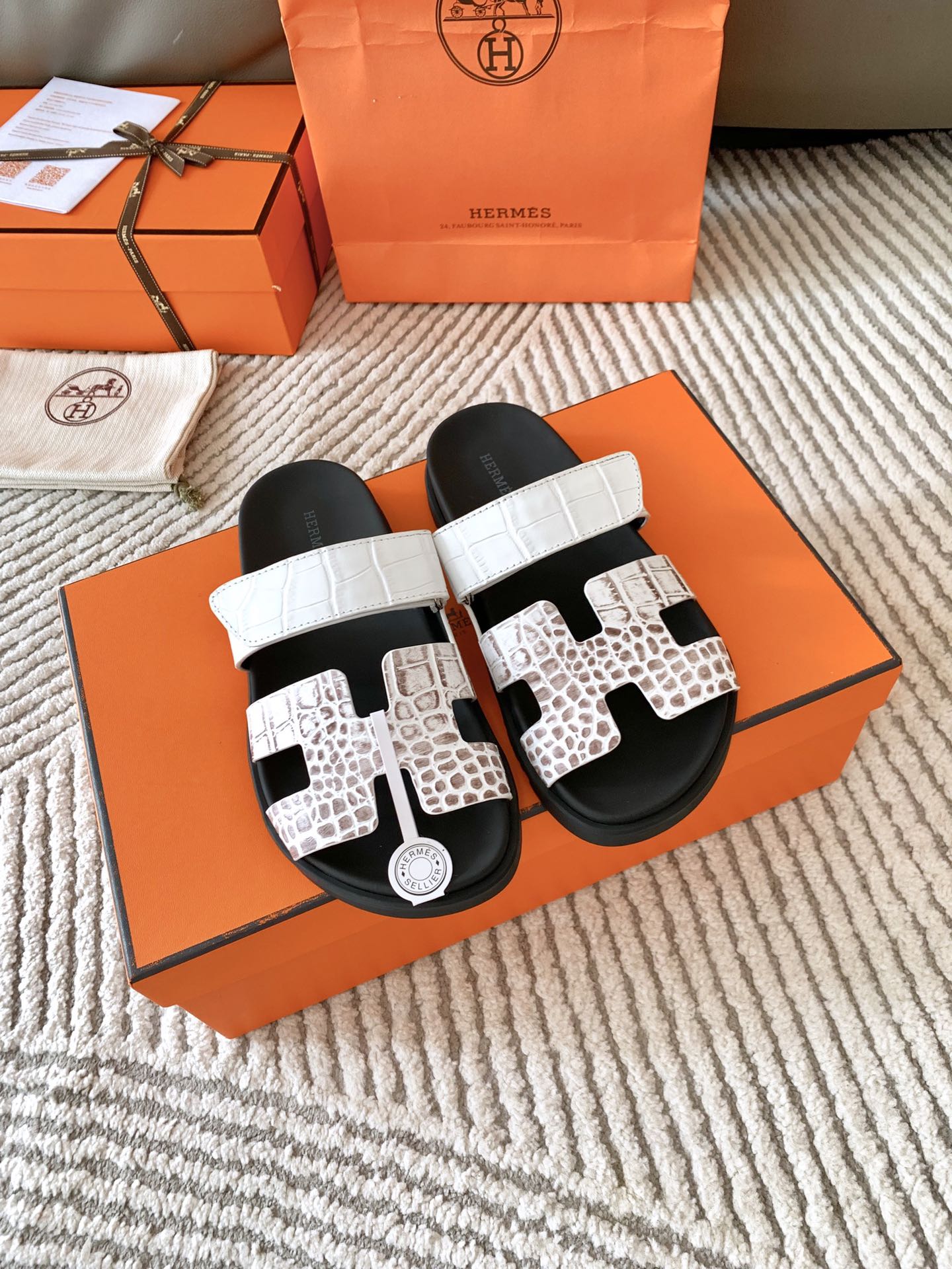 HM Chypre Sandal Ombre White Earth Brown Cowhide 963213