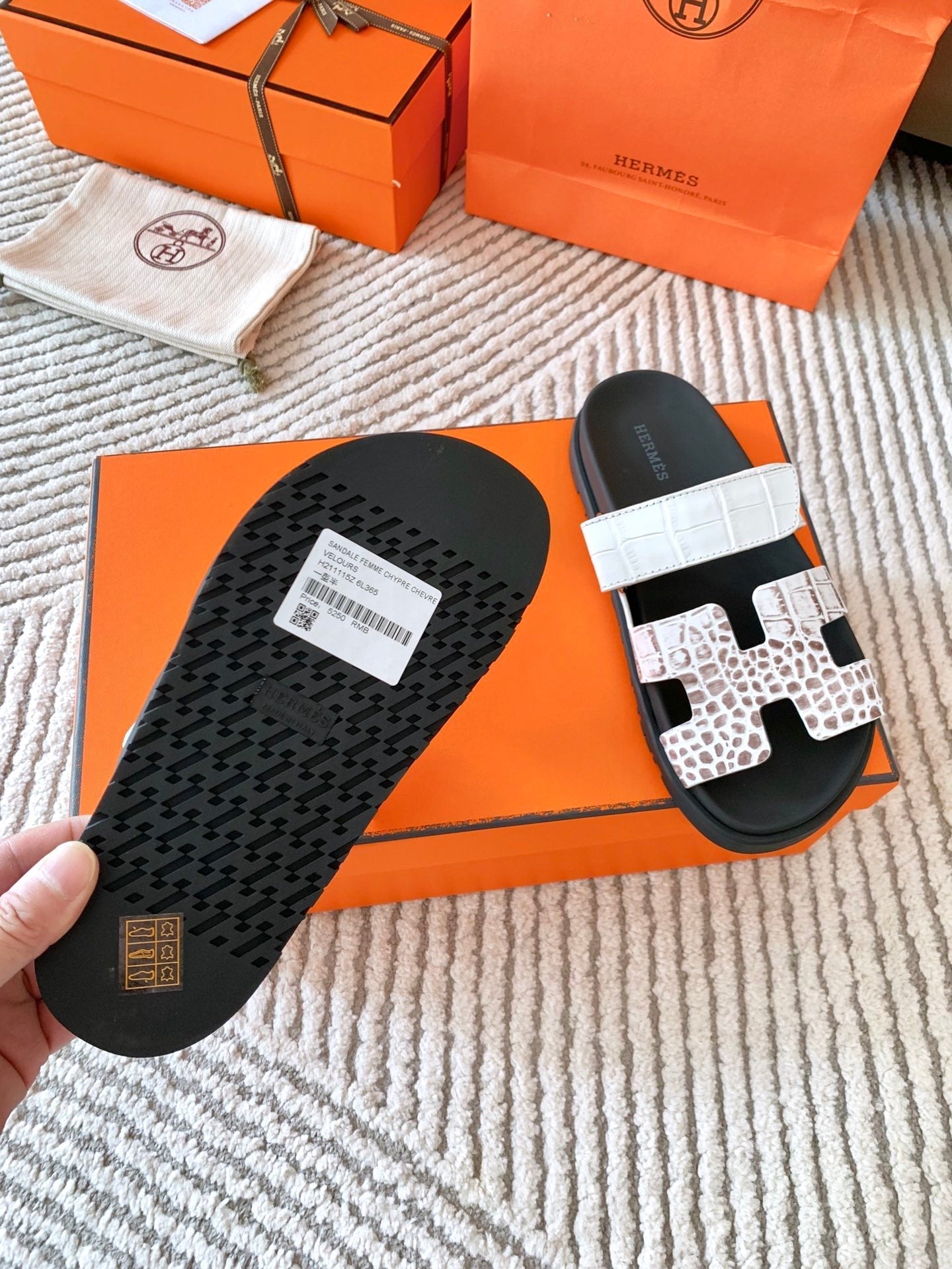 HM Chypre Sandal Ombre White Earth Brown Cowhide 963213