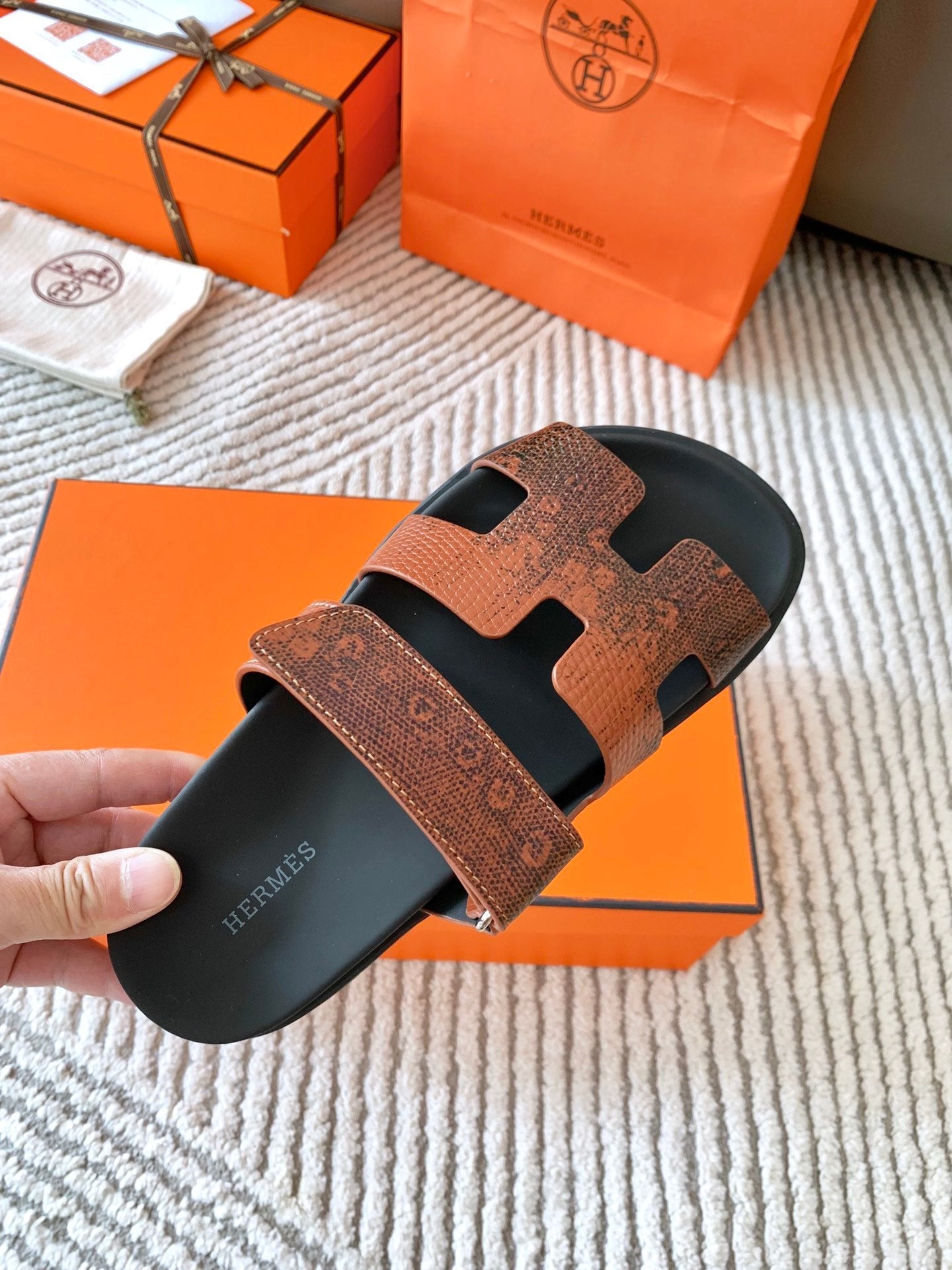 HM Chypre Sandal Ombre Brown Black Cowhide 963217