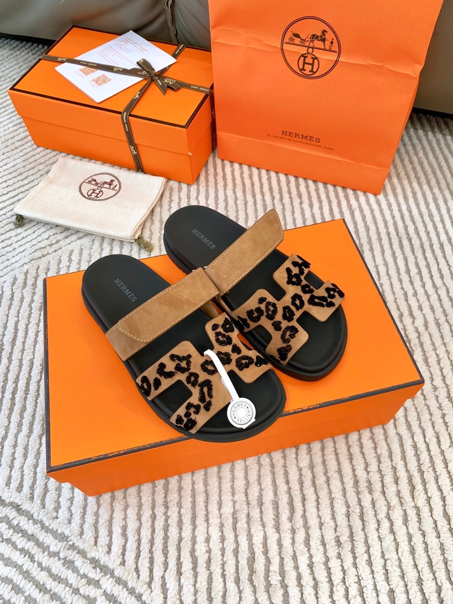 HM Chypre Sandal Brun FumÃ© Black Suede 963208