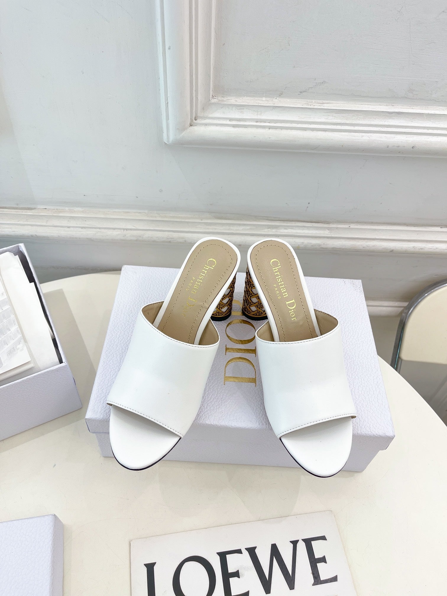 CD Icon Heeled Slide 80mm White Calfskin