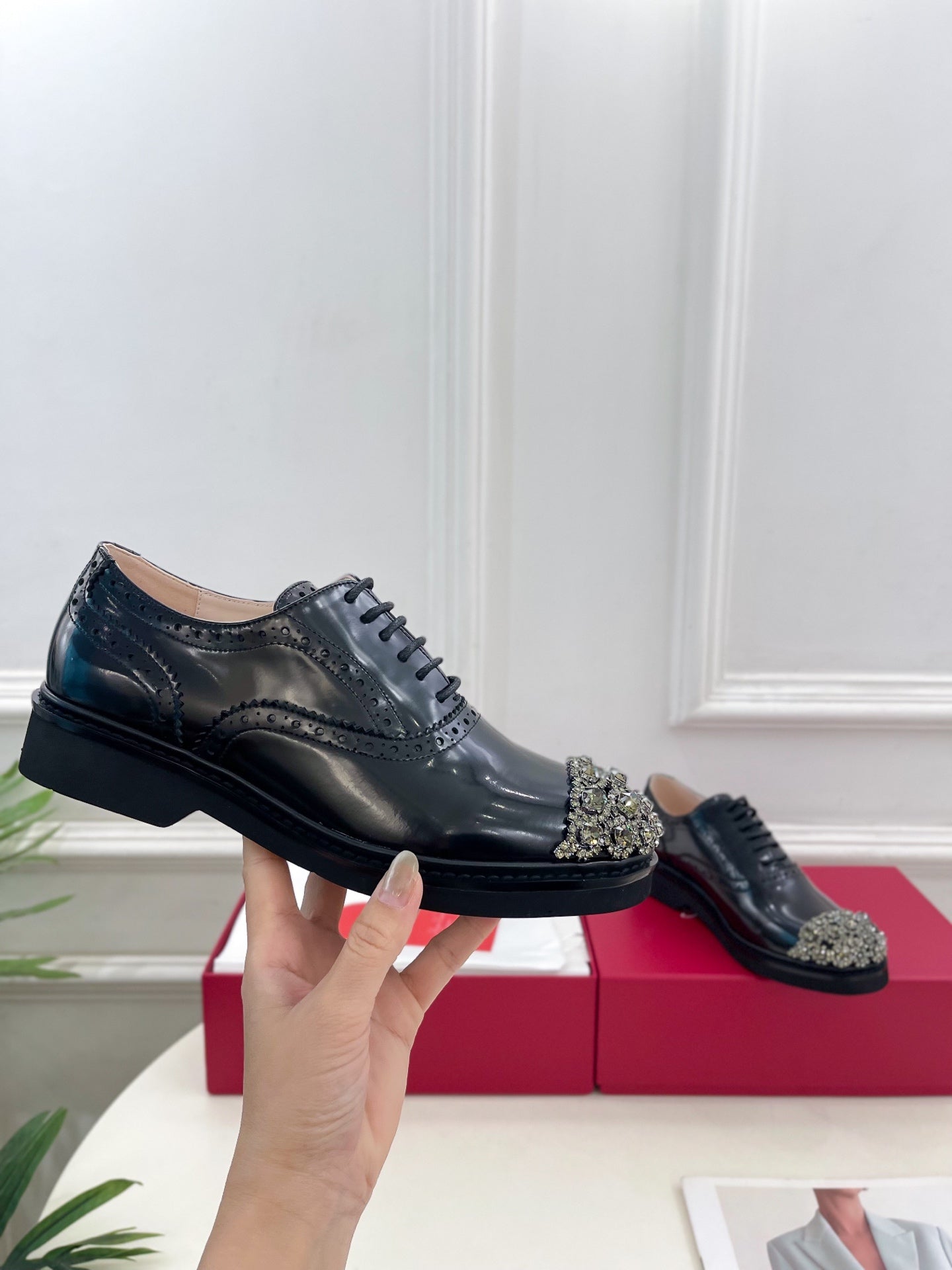 Viv 25 Baroque Rhinestone Derby Loafer Black Cowhide Leather 253580