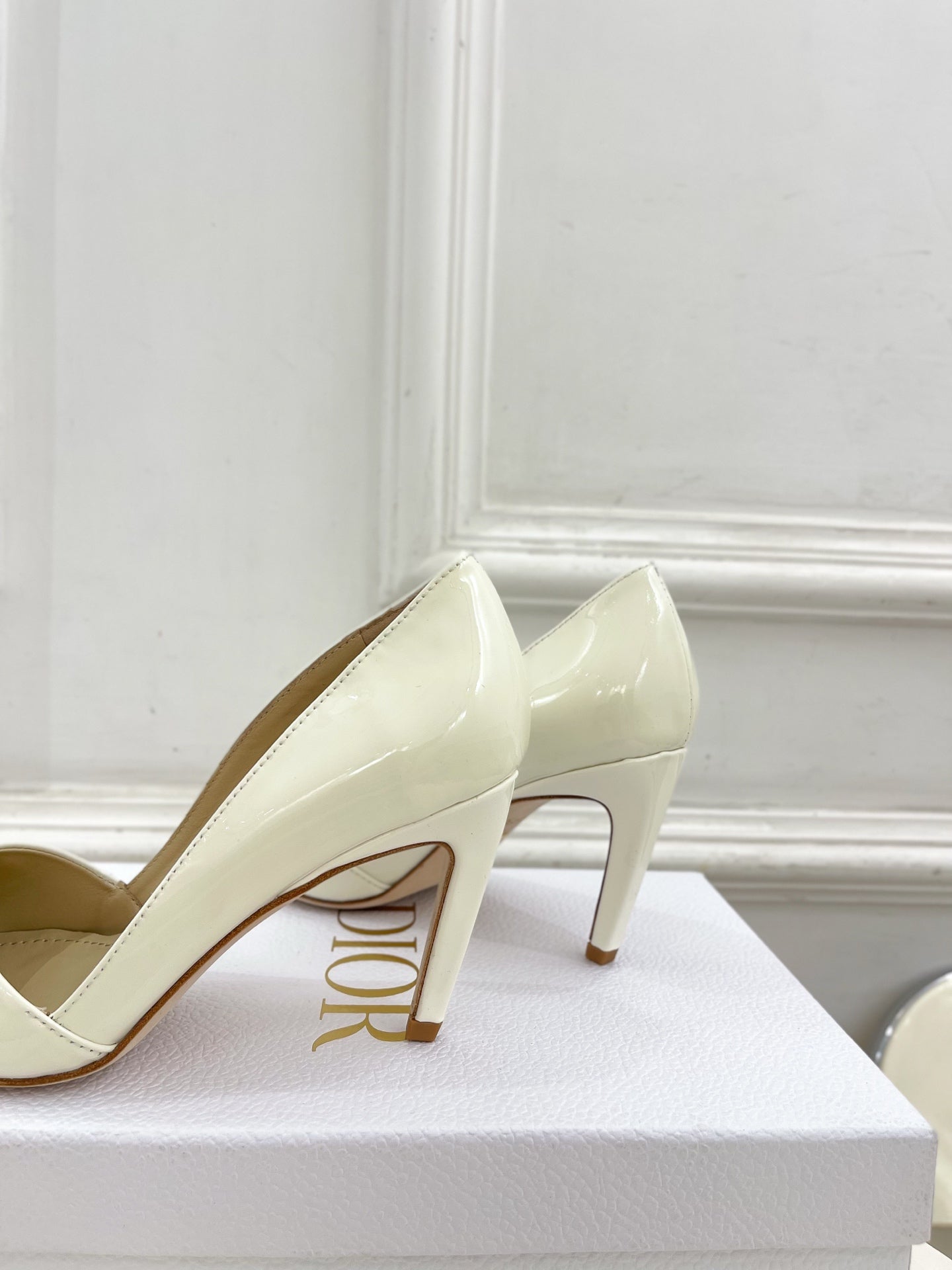 CD 25 Pump High Heels White Patent Leather 307418