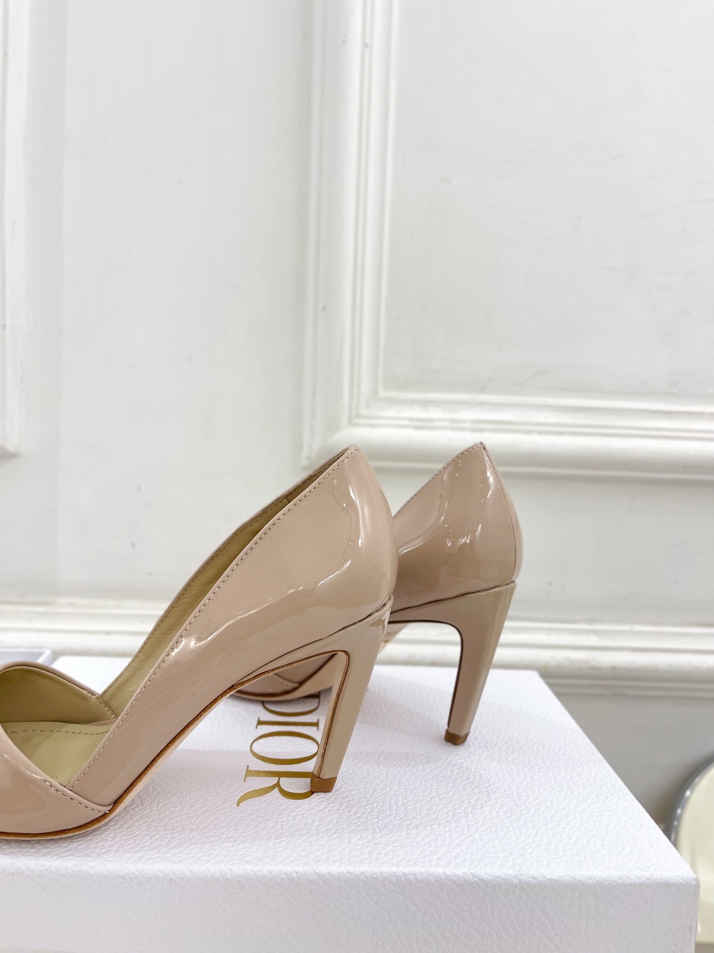 CD 25 Pump High Heels Pink Nude Patent Leather 307424
