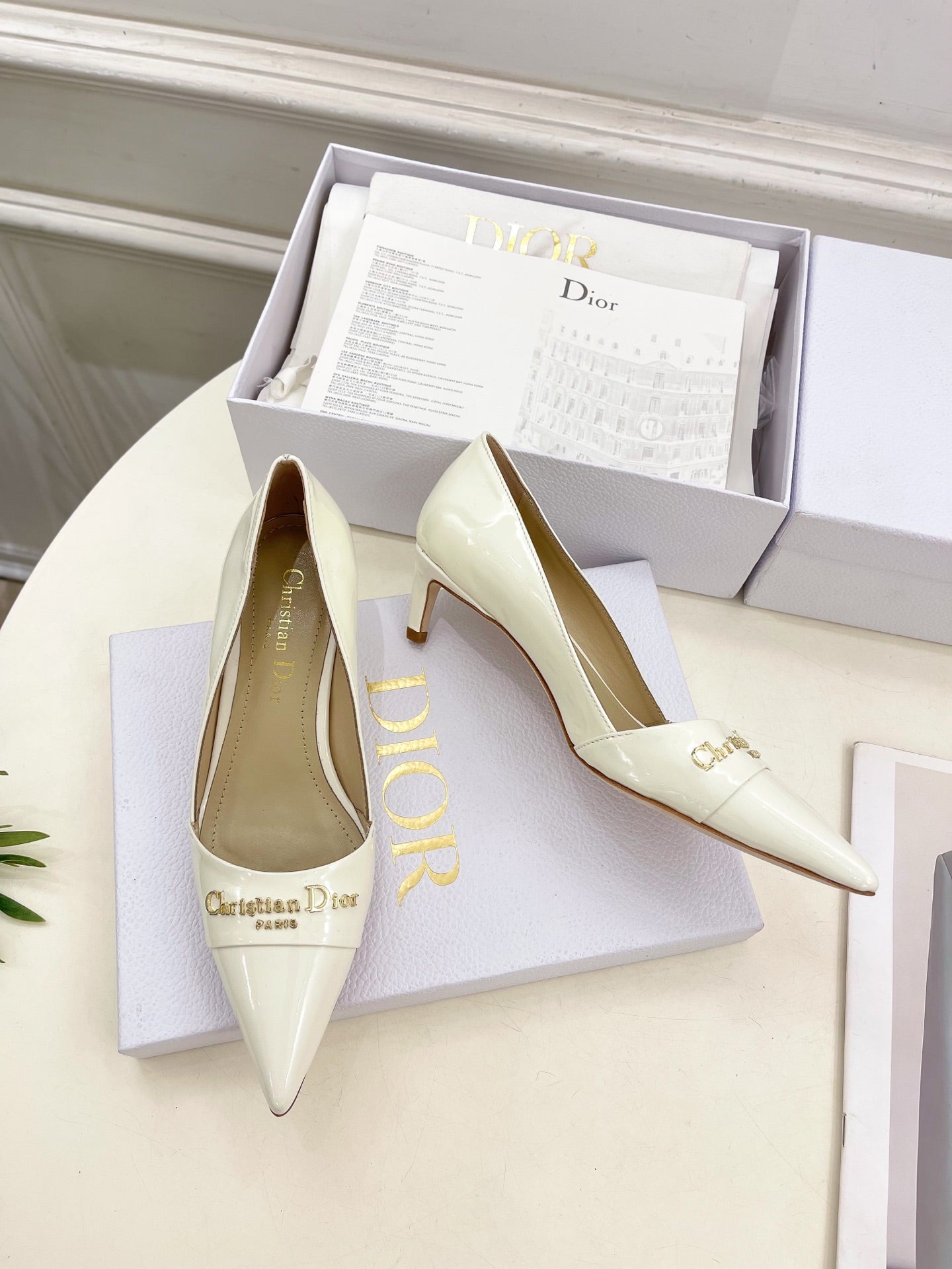 CD 25 Pump High Heels White Patent Leather 307418