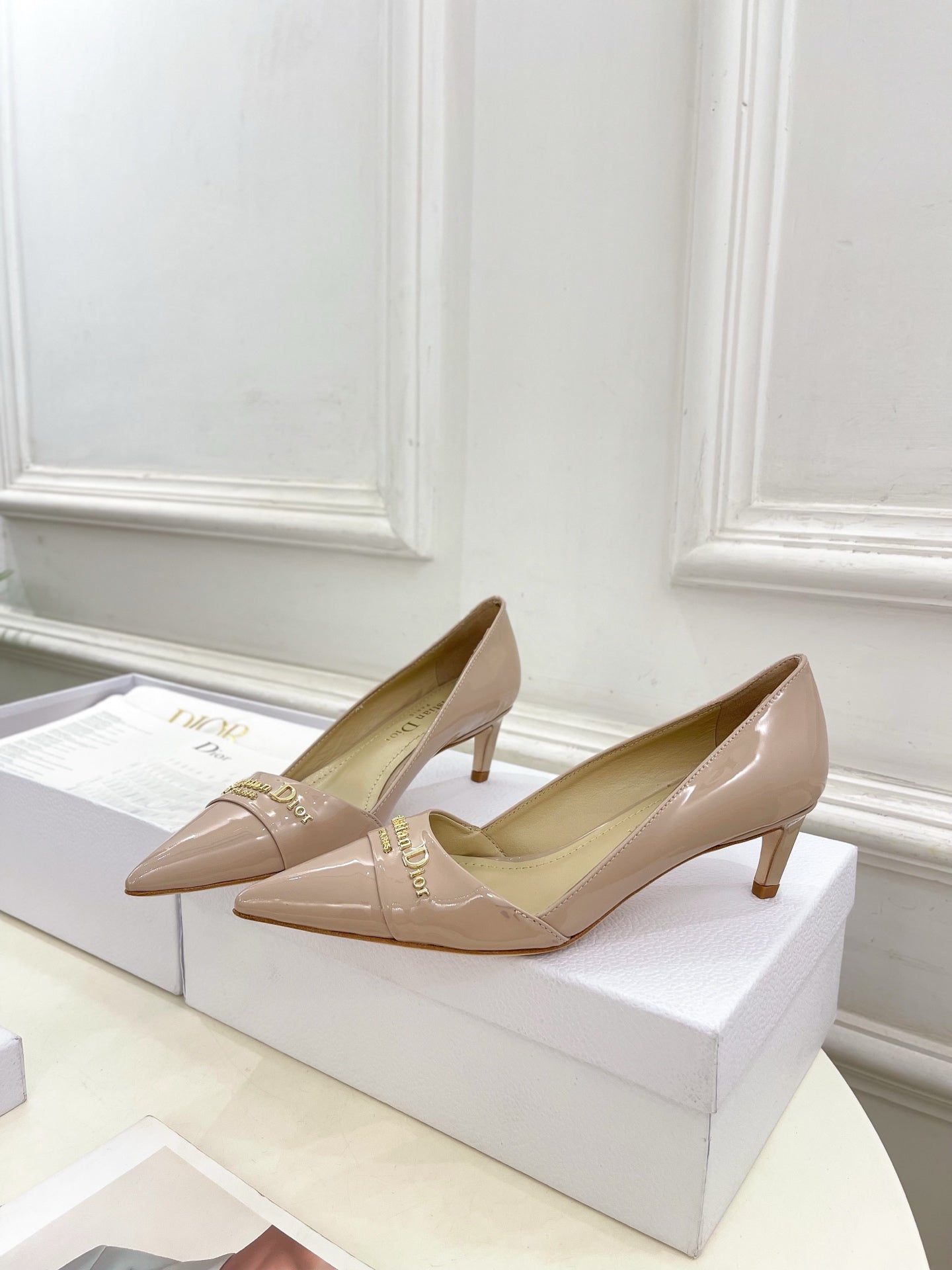 CD 25 Pump High Heels Pink Nude Patent Leather 307424