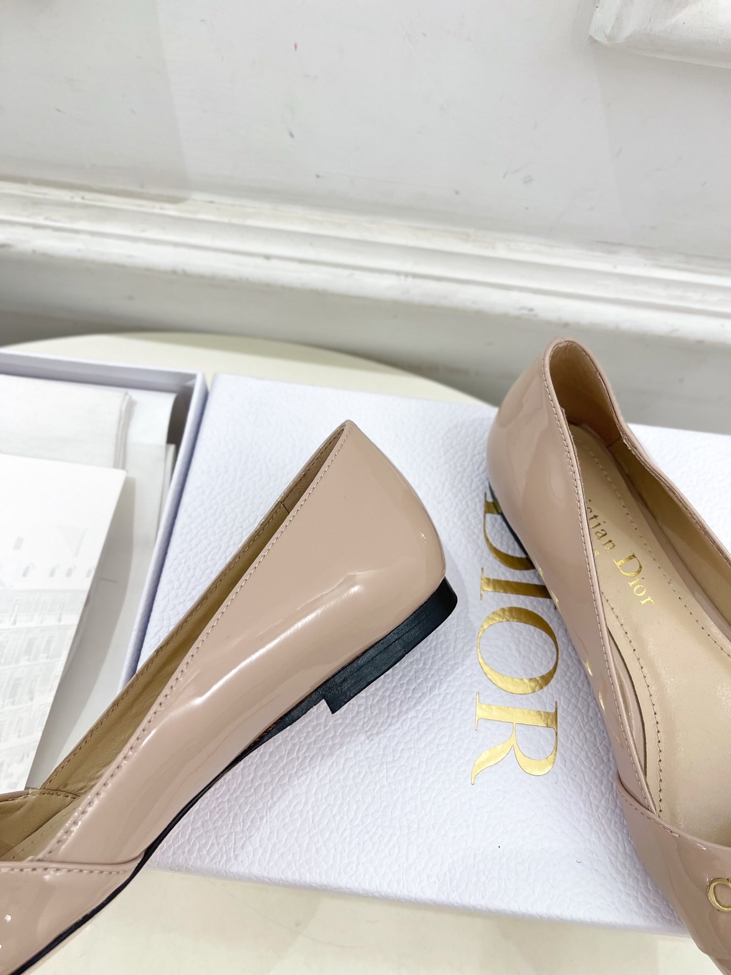 CD 25 Pump Flat Pink Nude Patent Leather 307414