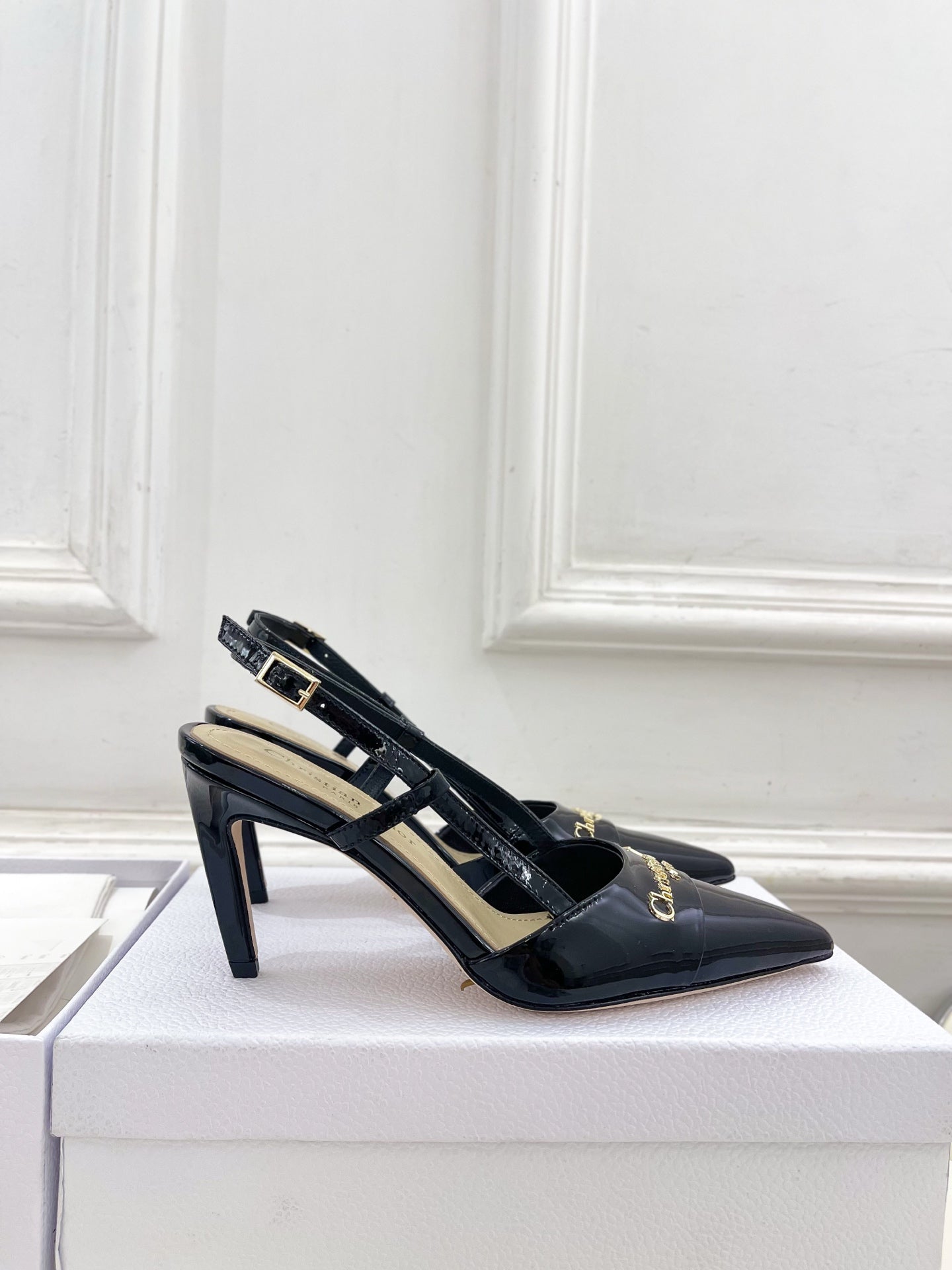 CD 25 Slingback Heel Black Patent Leather 307428