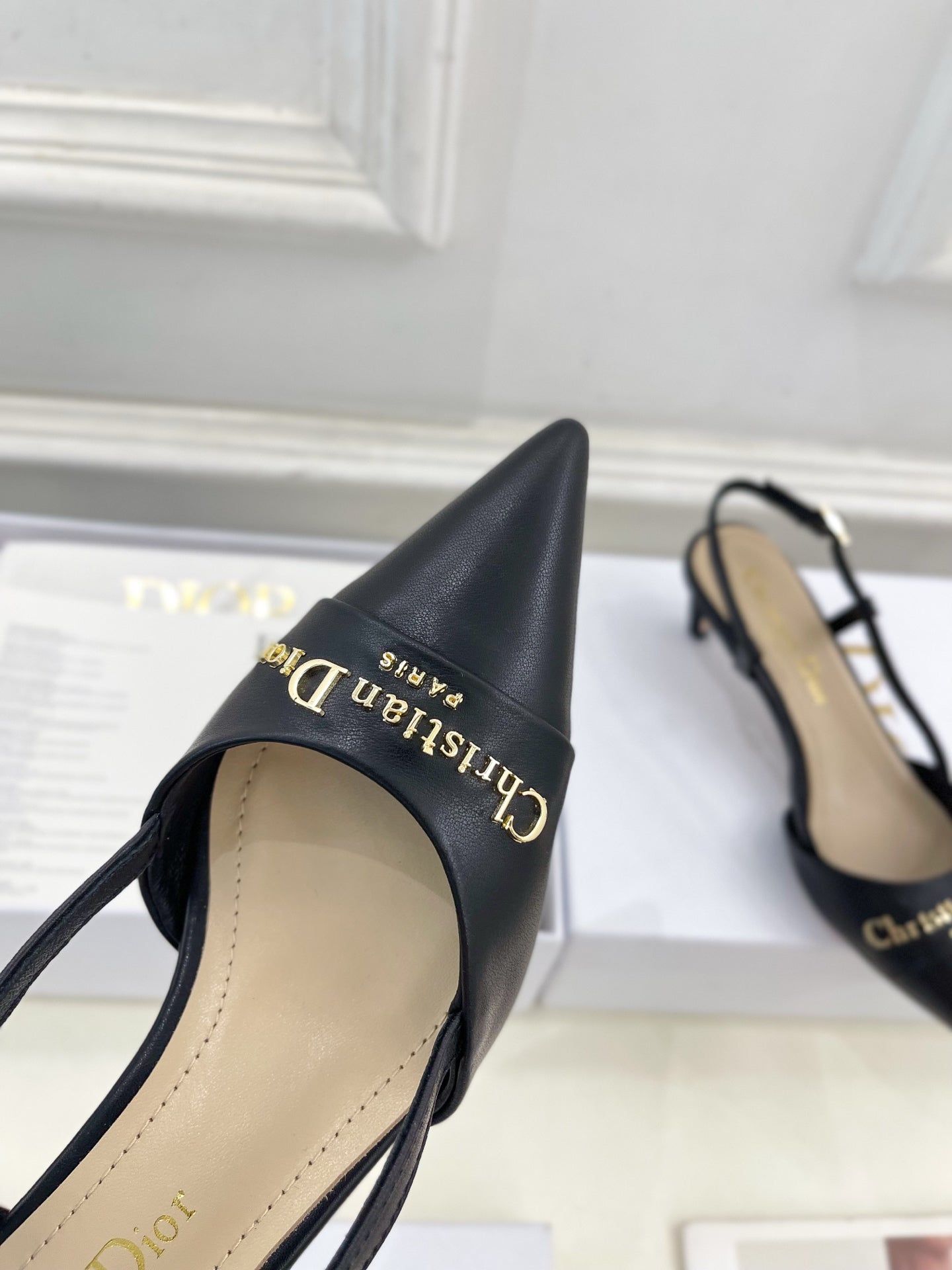 CD 25 Slingback Heel Black Leather 307431