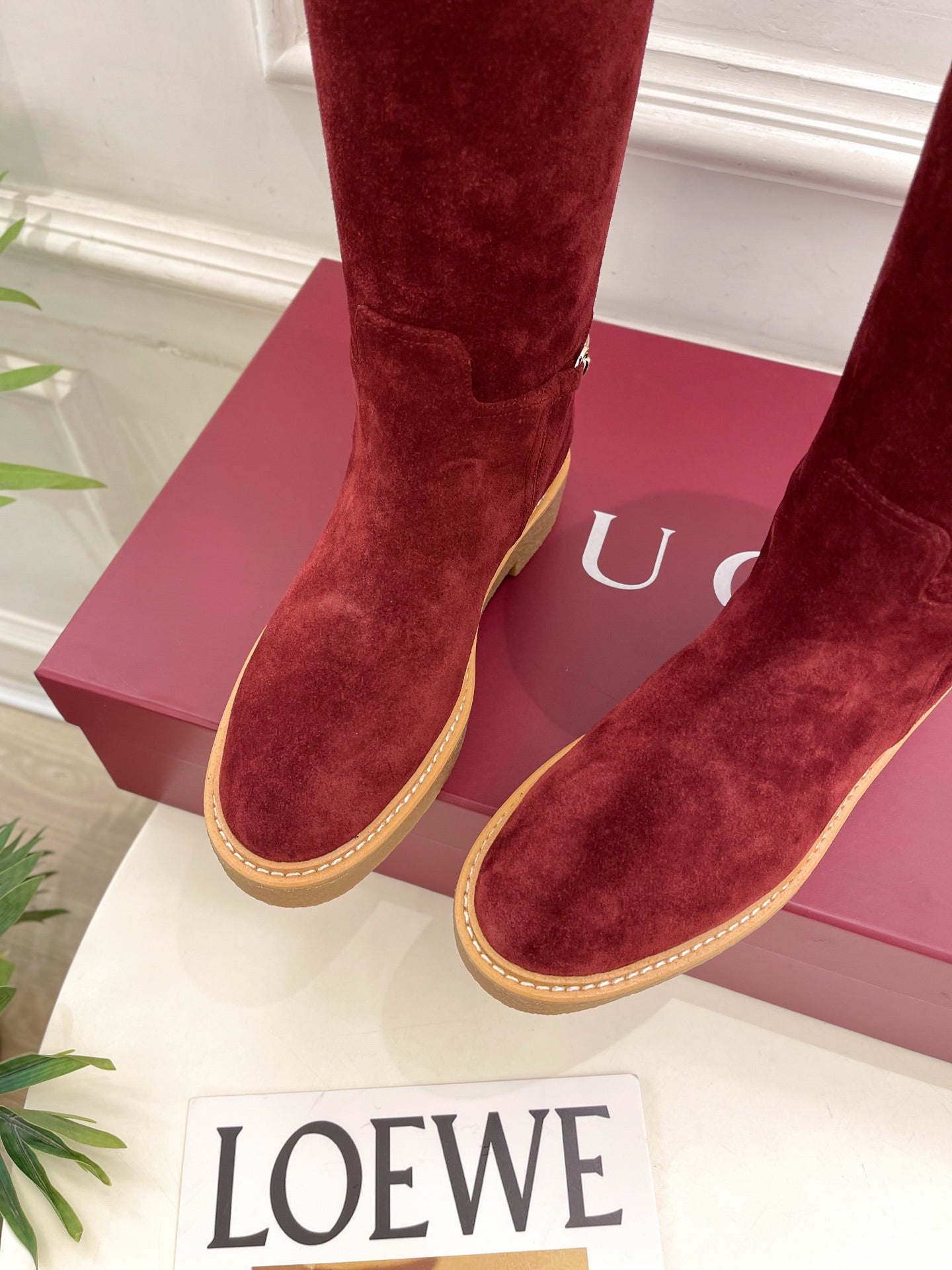 Gucci 25𝐬𝐬 hight boots wine red suede 435368