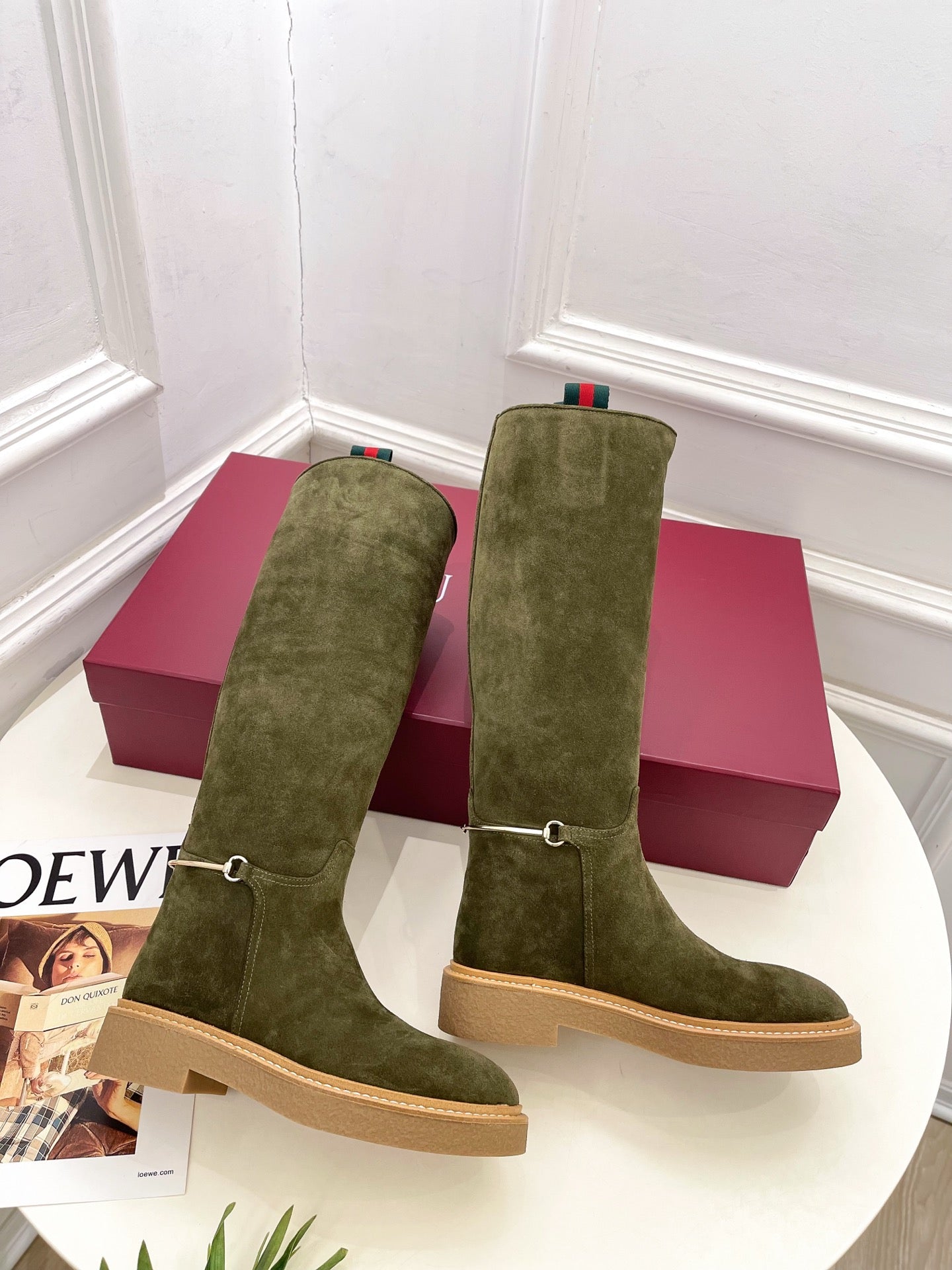 Gucci 25 high boots olive green suede 435371