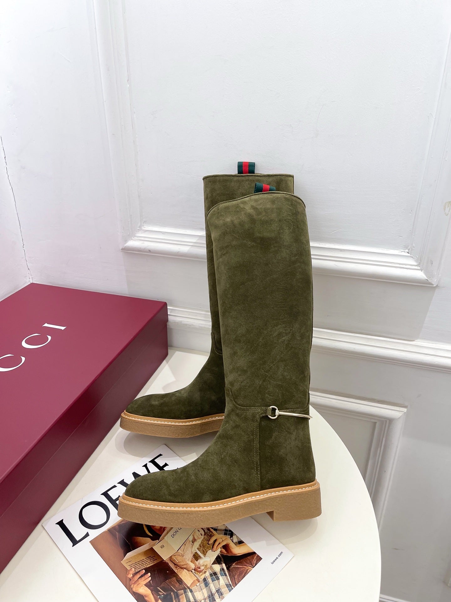 Gucci 25𝐬𝐬 hight boots olive green suede 435371