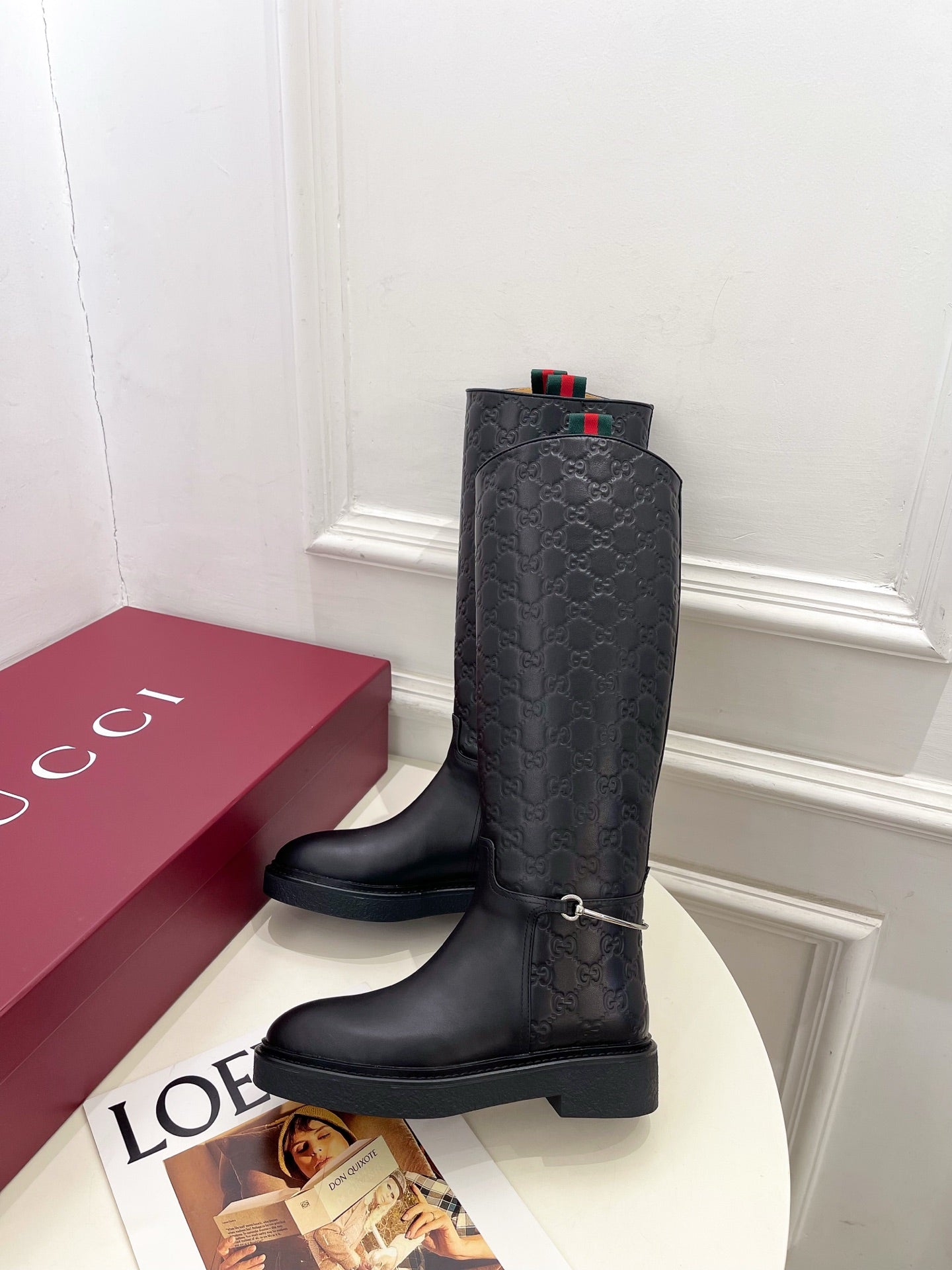 Gucci 25 Horsebit Detail Logo Black Calfskin 435373