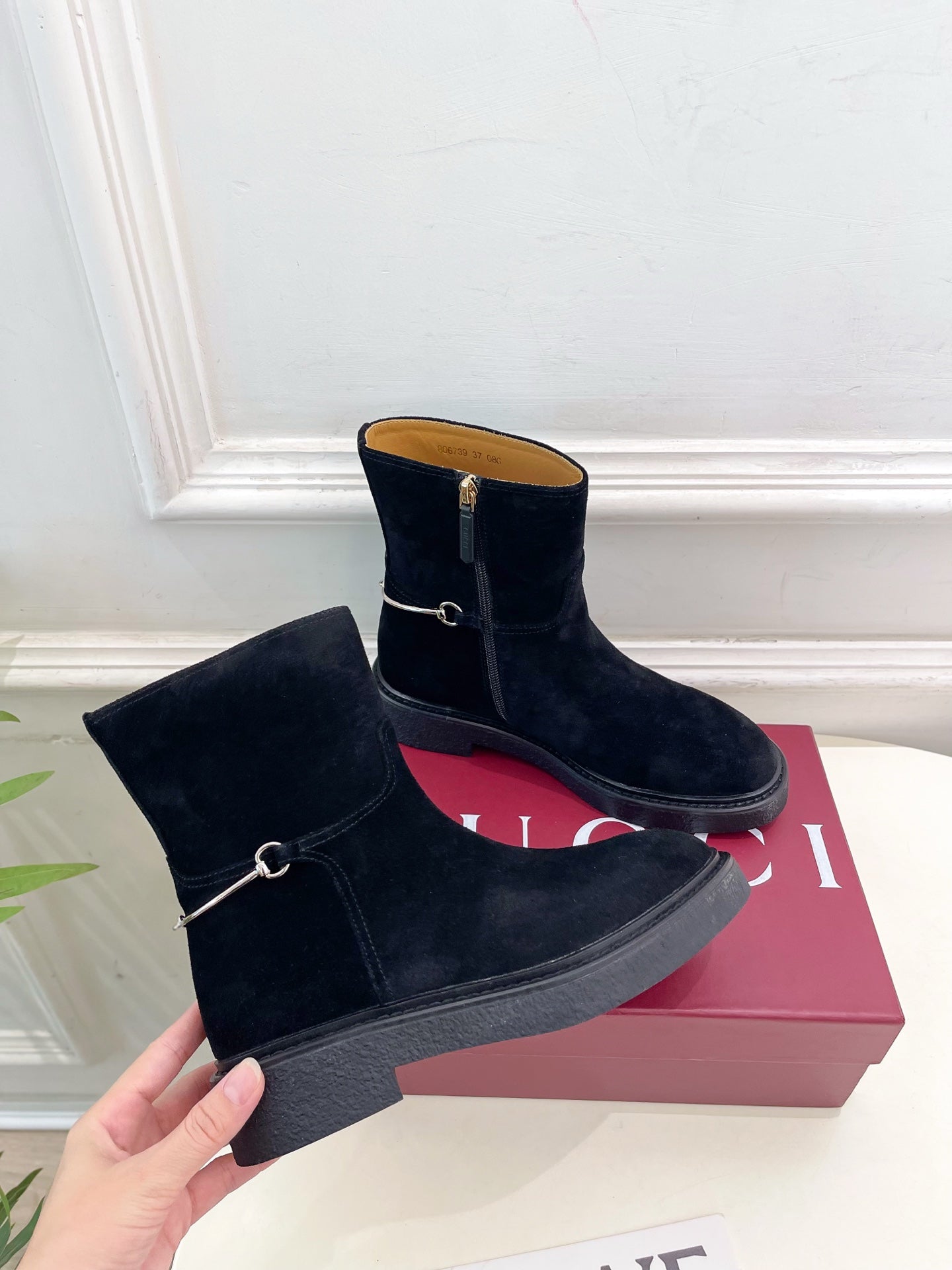 Gucci 25 horsebit ankle boots black suede 435374