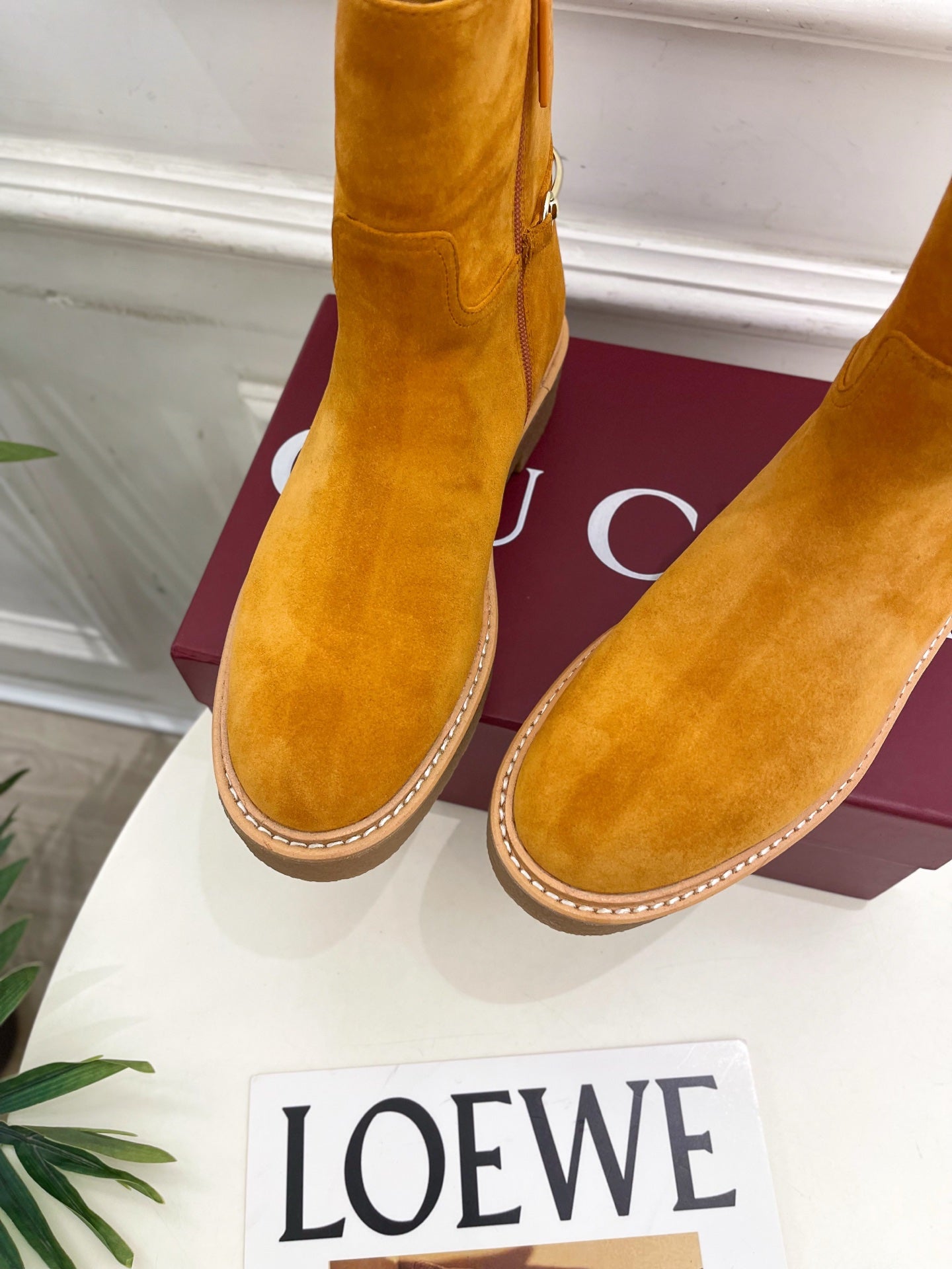 Gucci 25𝐬𝐬 horsebit ankle boots mustard yellow suede 435377