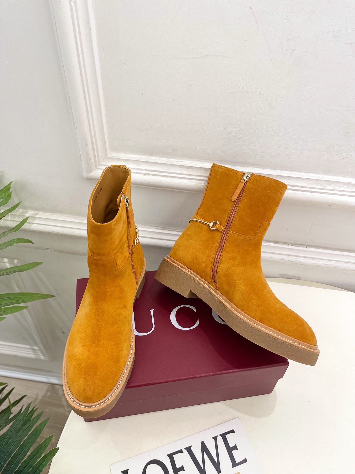 Gucci 25 horsebit ankle boots mustard yellow suede 435377