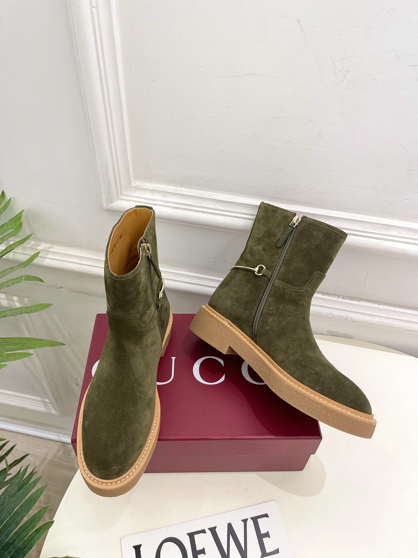 Gucci 25 horsebit ankle boots olive green suede 435378