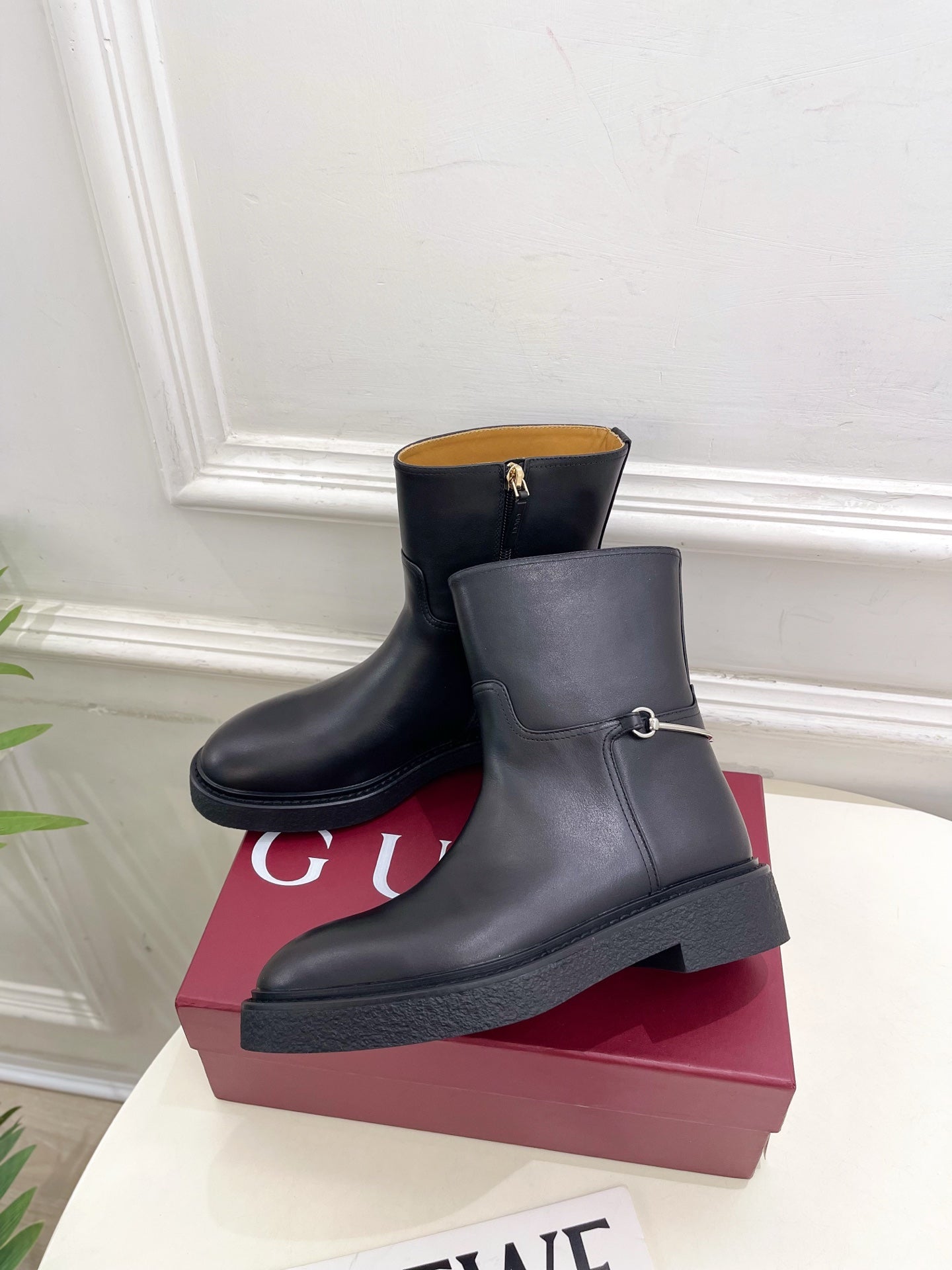 Gucci 25𝐬𝐬 horsebit ankle boots black calfskin 435379