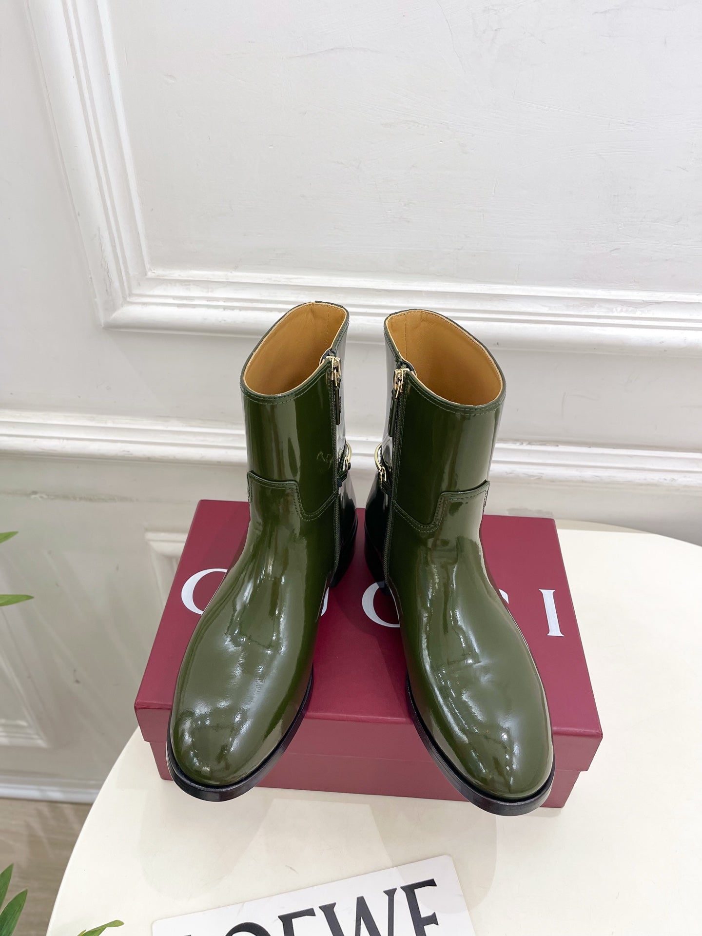 Gucci 25𝐬𝐬 horsebit  ankle boots dark olive green patent calfskin