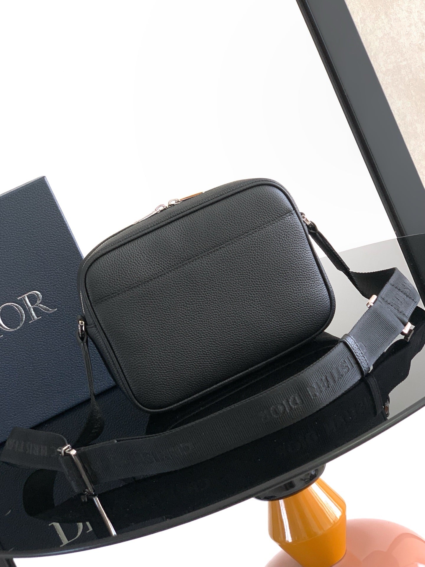 Dior Rider 2.0 Zippered Messenger Bag Black Cowhide 336233