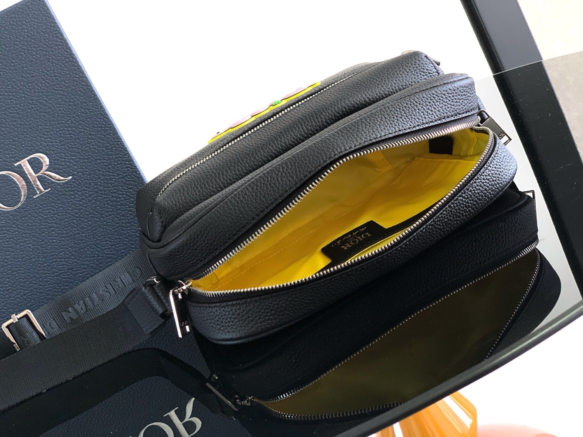 Dior Rider 2.0 Zippered Messenger Bag Black Cowhide 336233