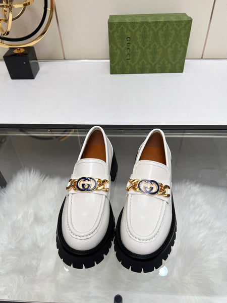 Gucci White Leather Lug Sole Loafers with Interlocking G Chain Detail