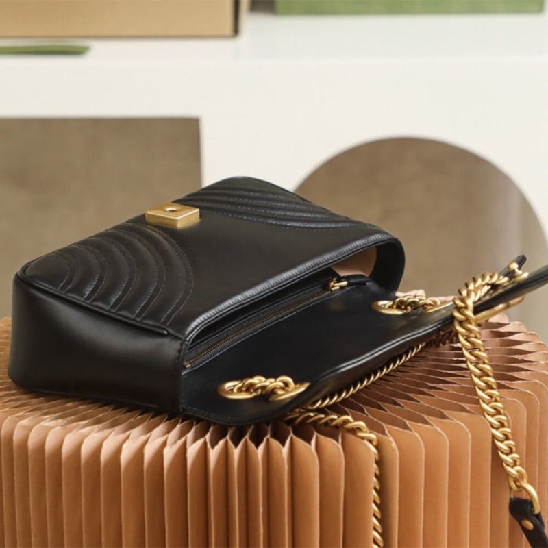 GG Marmont small shoulder bag