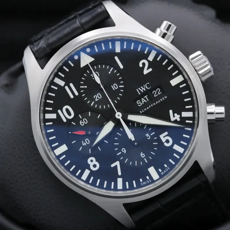 IWC pilot series IW377709 watch