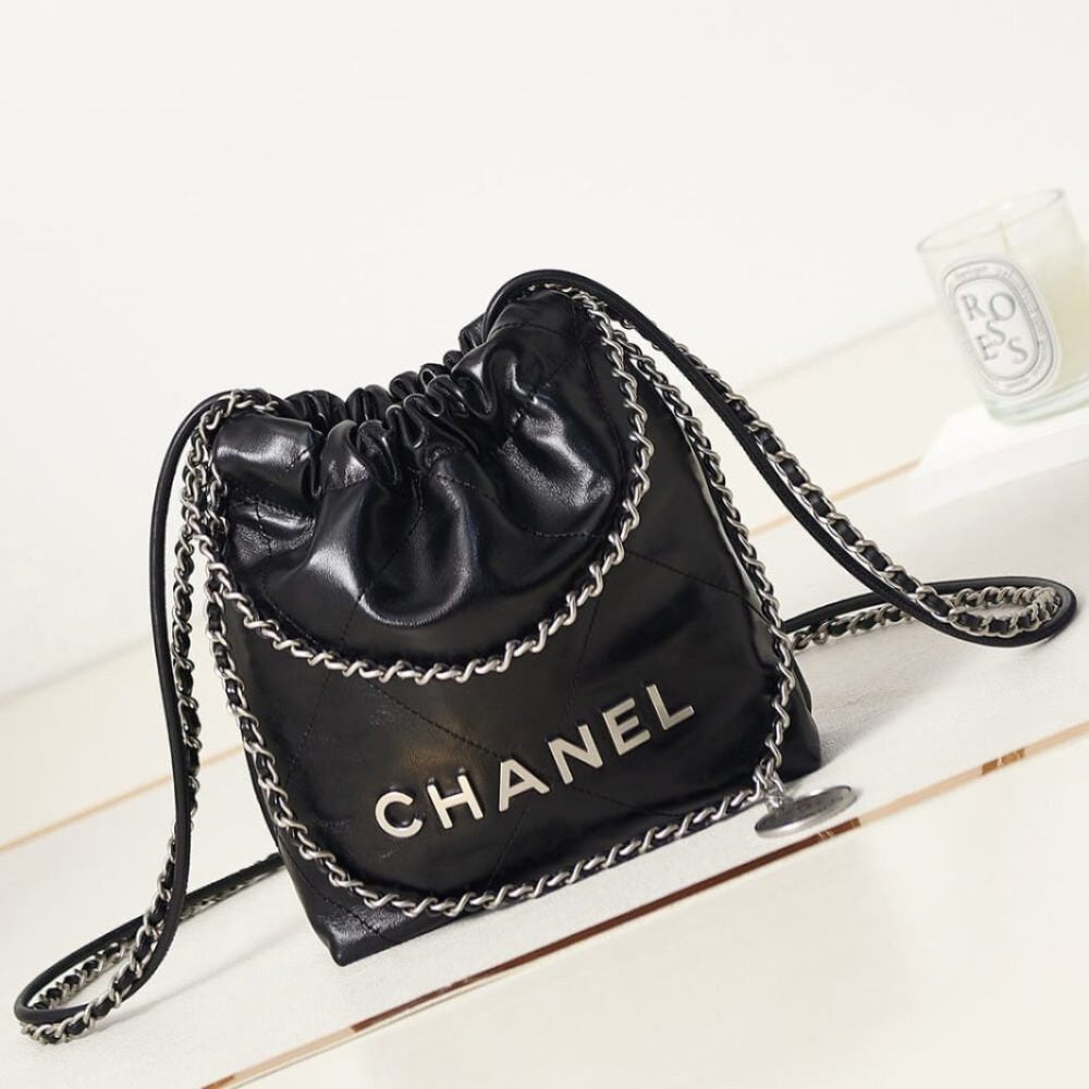 CHANEL 22 MINI HANDBAG