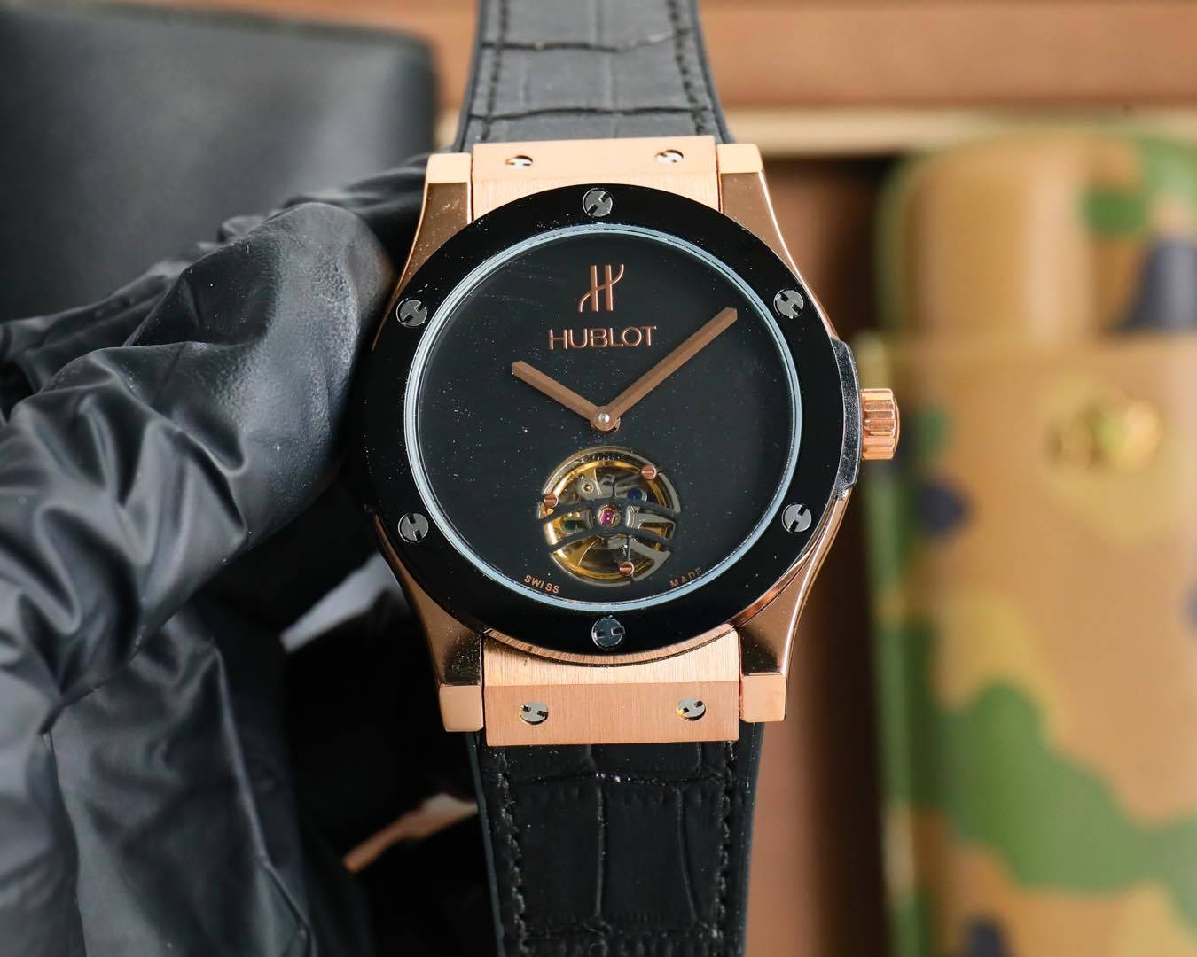 Elegant Hublot Classic Fusion in Titanium