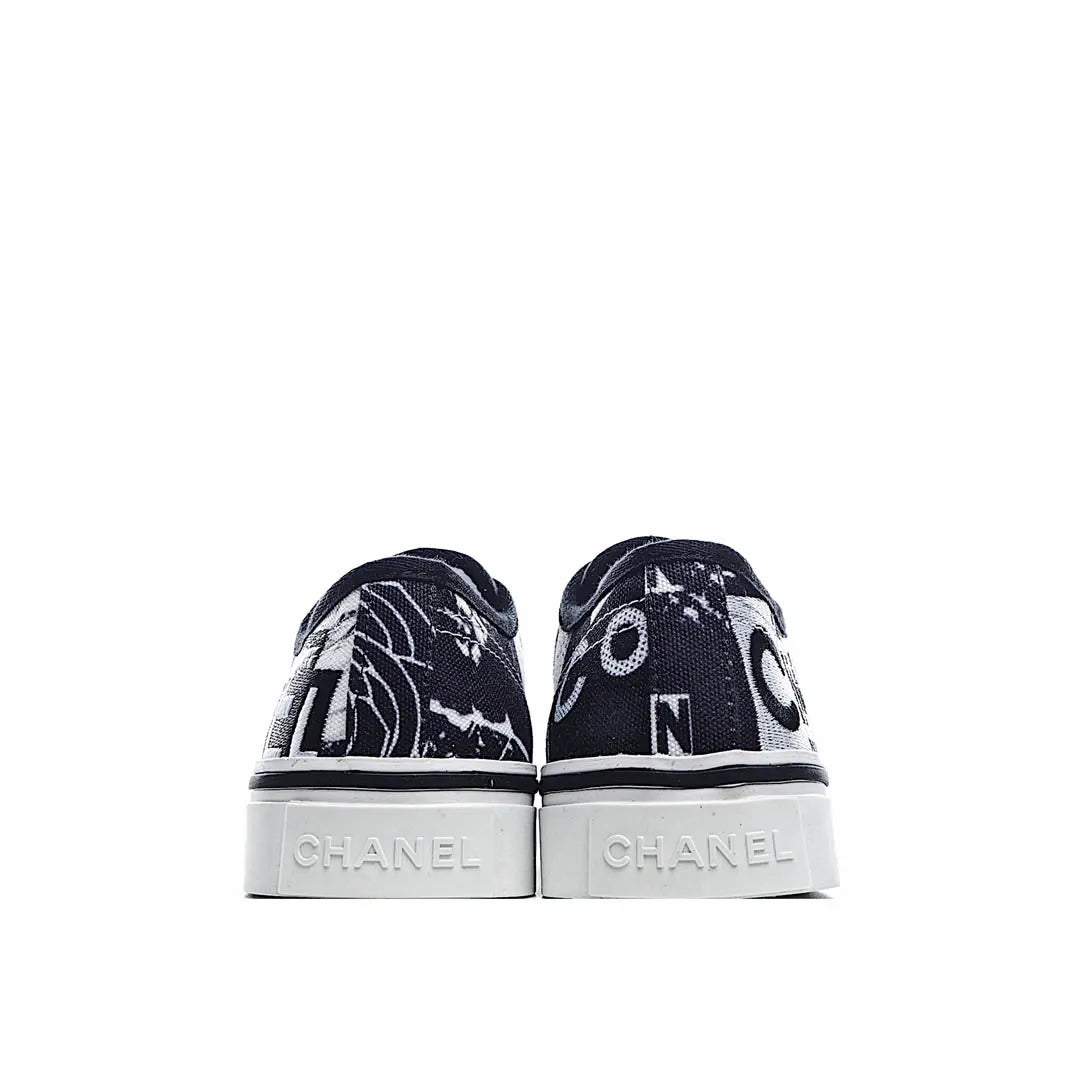 Chanel Canvas Casual Sneakers z