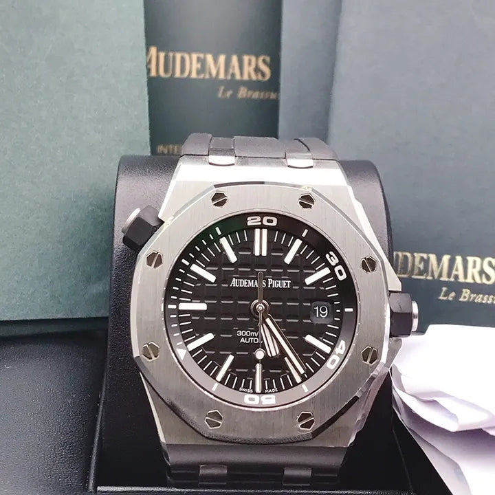 ROYAL OAK OFFSHORE DIVER Ref. 15710ST.OO.A002CA.01