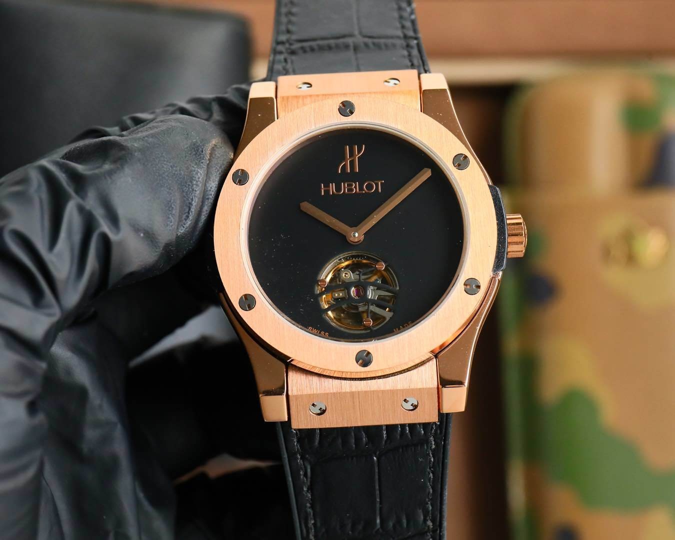Elegant Hublot Classic Fusion in Titanium