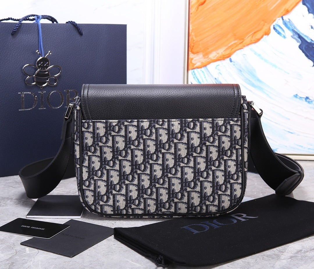 Christian Dior Saddle Flap Bag | Black Oblique Monogram Canvas