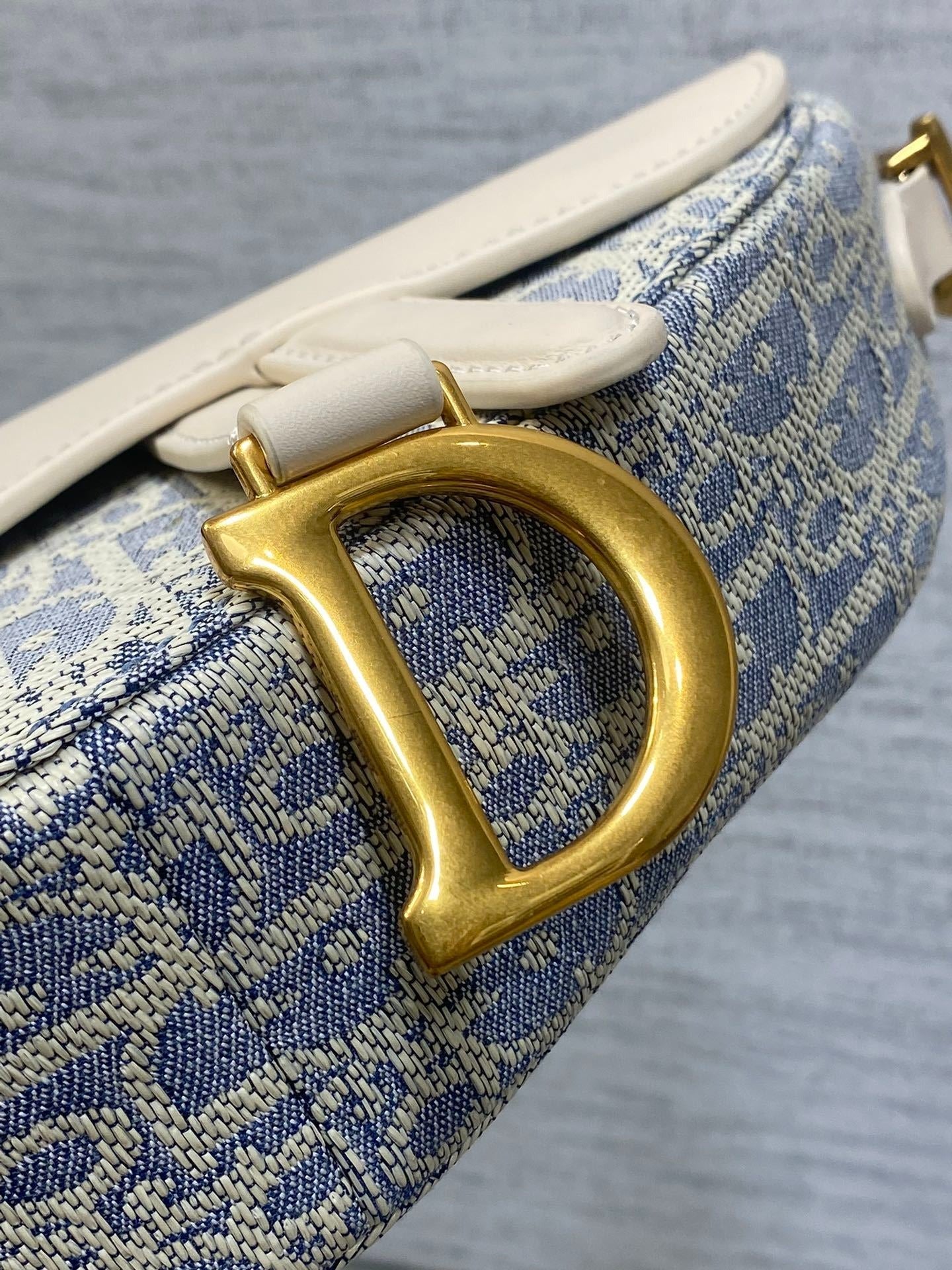 Christian Dior Saddle Bag 19.5cm | Sky Blue Raffia Oblique